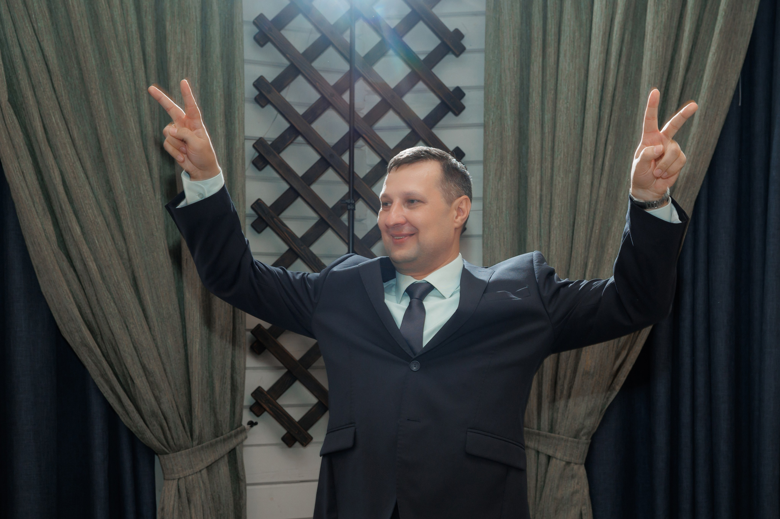 Регистрация в отеле Fish Point, ЗАГС Бутово, прогулка в Остафьево. Свадебный и репортажный фотограф (Москва, Королев и другие)