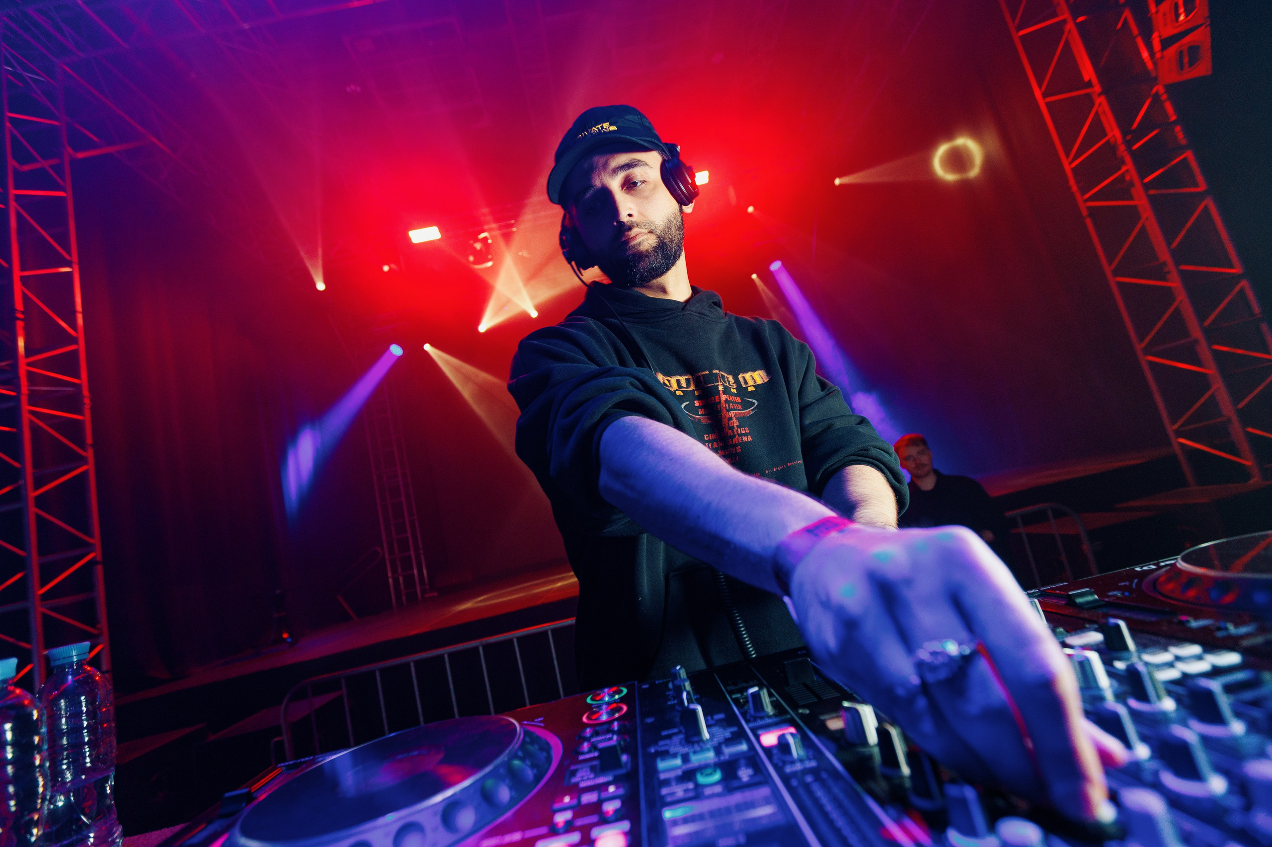 Ночь MU.TE
