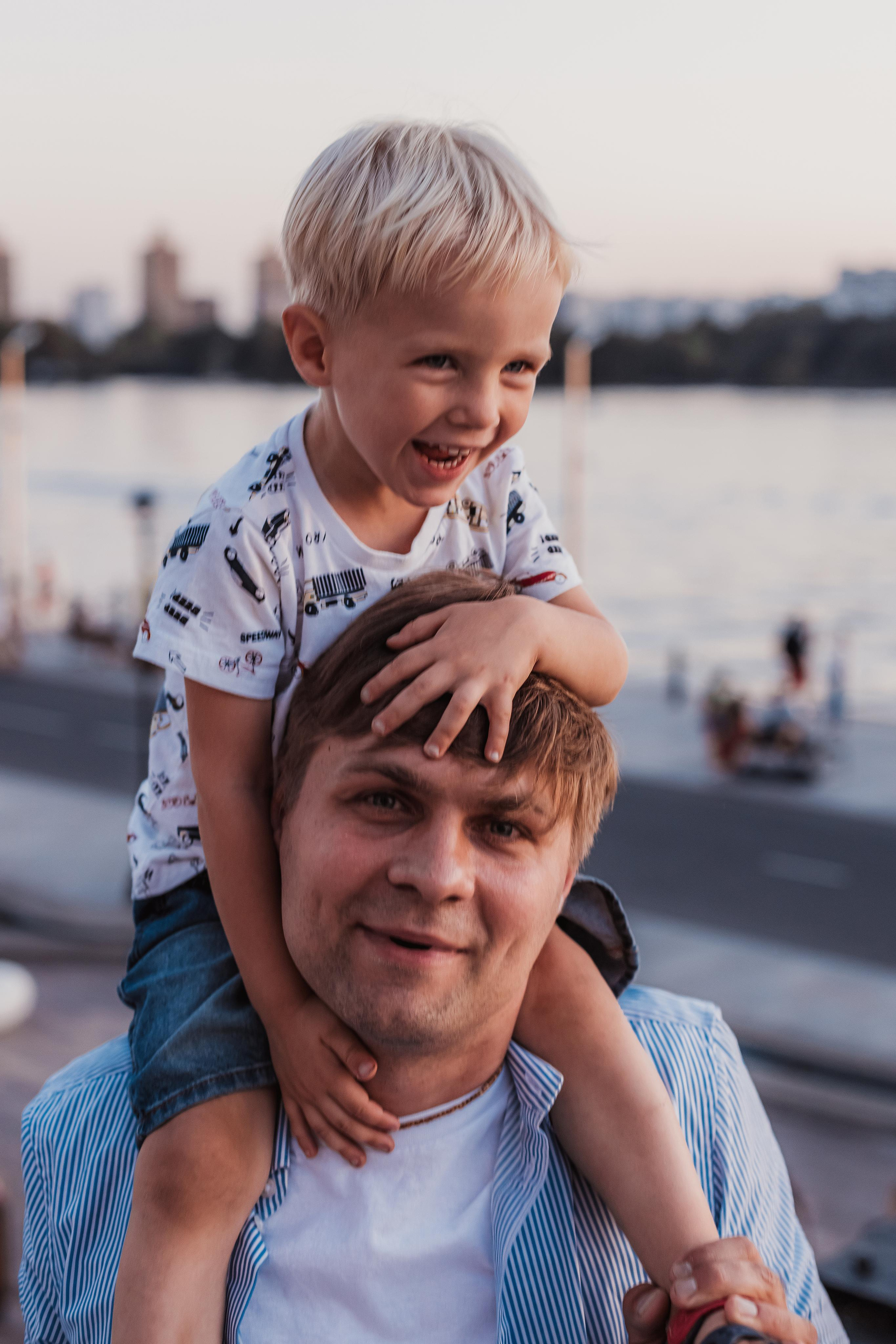 На закате в порту. Мариам Багдасарян