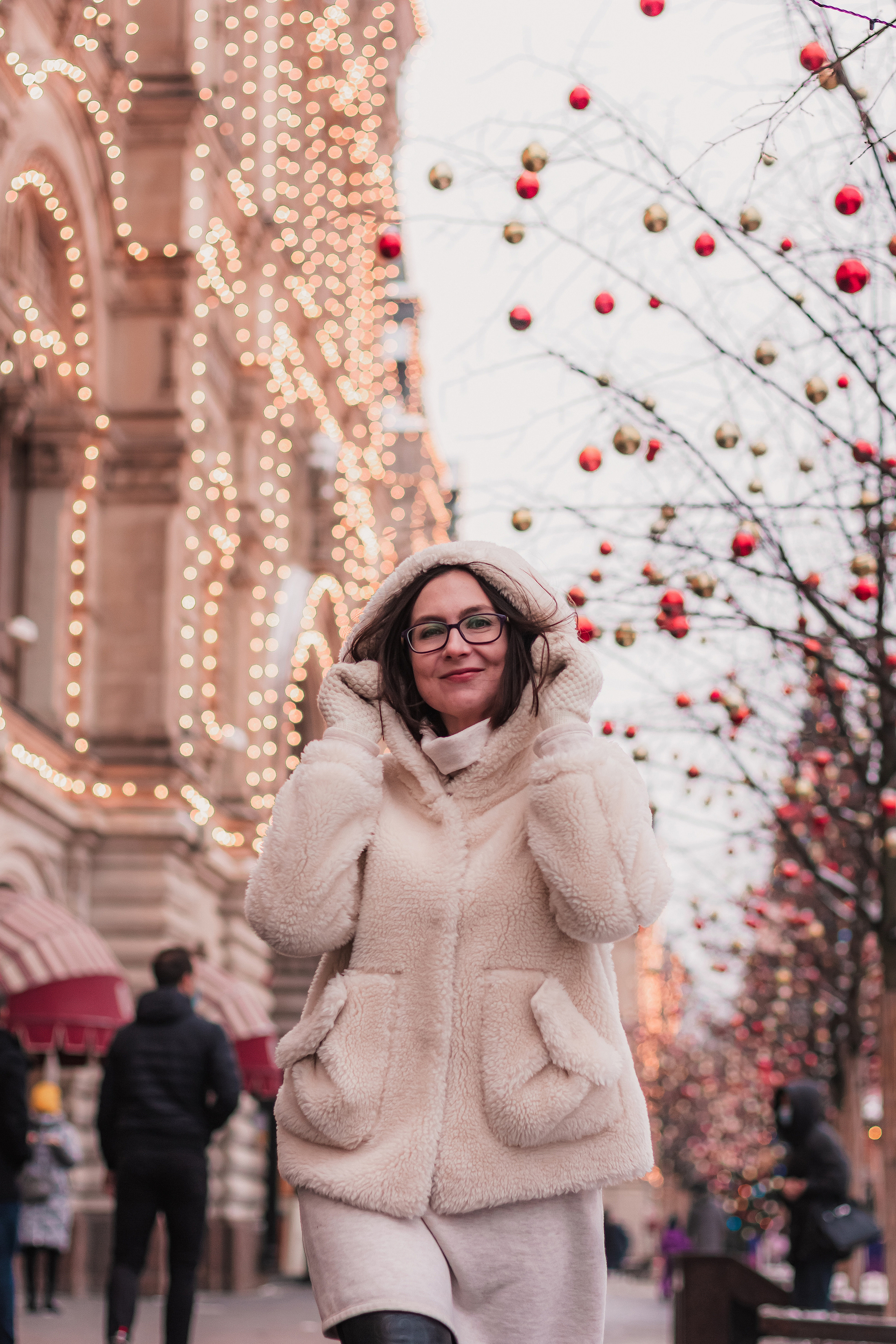 Праздничные будни на Красной. Mariam Bagdasaryan