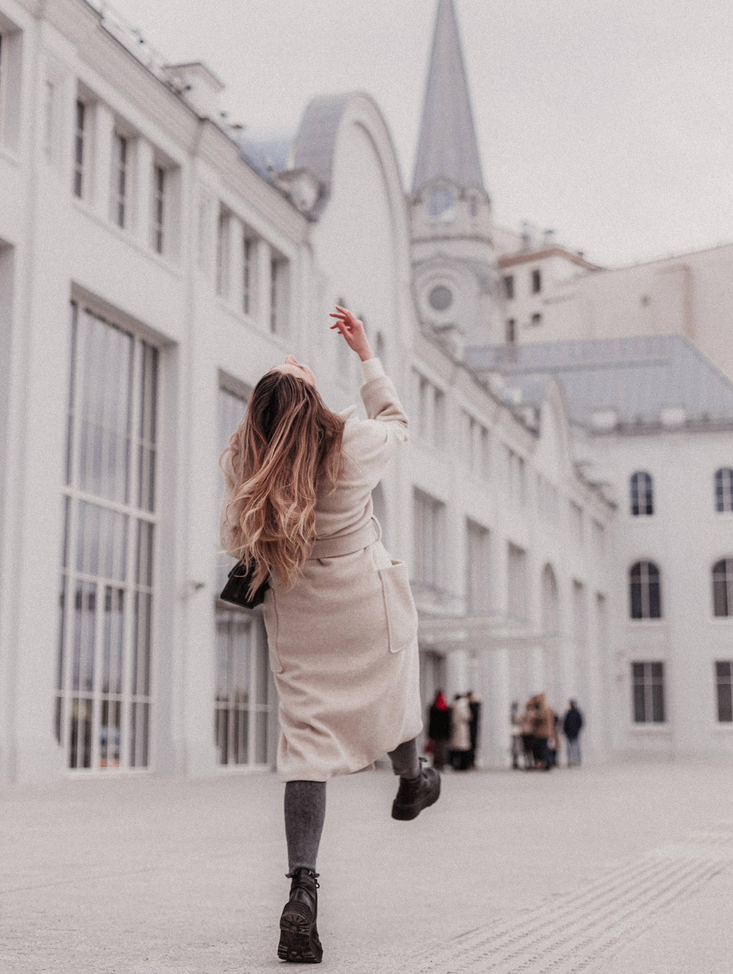 Архитектор в городе. Mariam Bagdasaryan