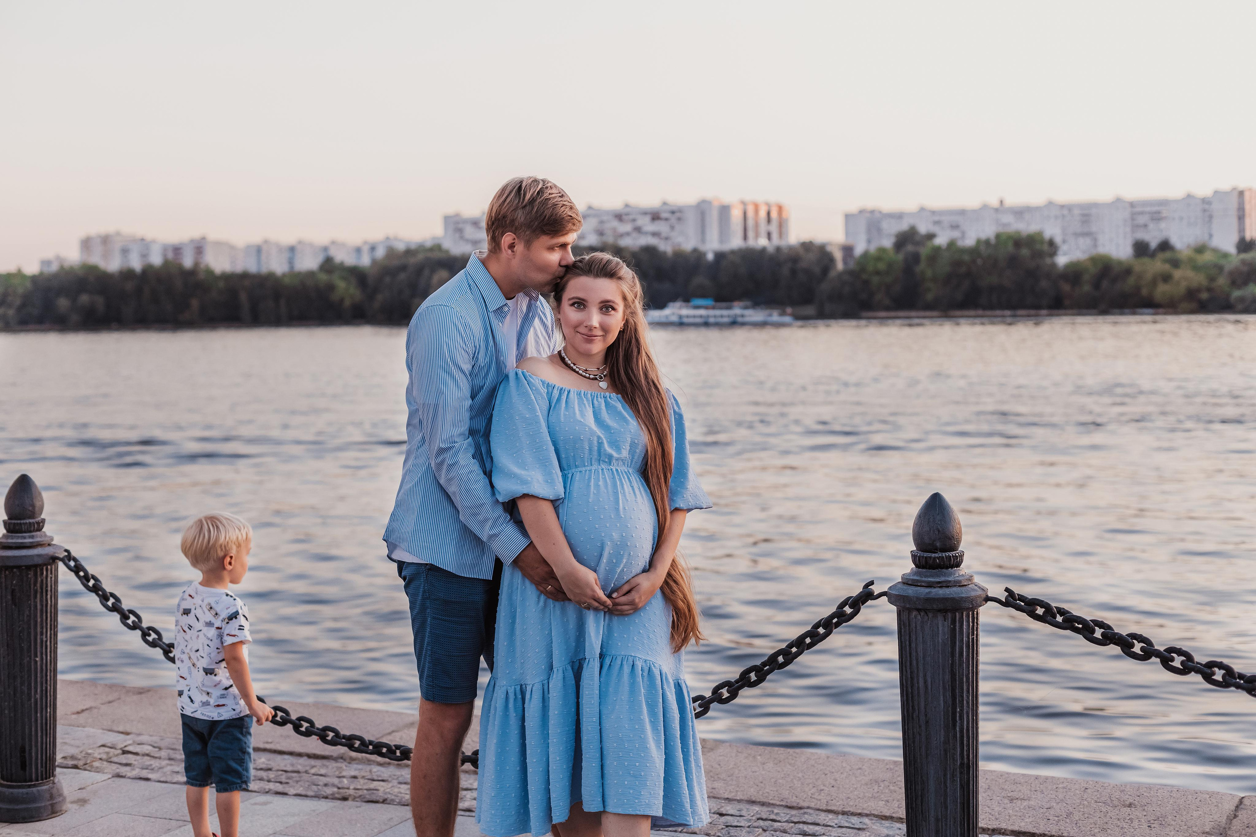 На закате в порту. Мариам Багдасарян