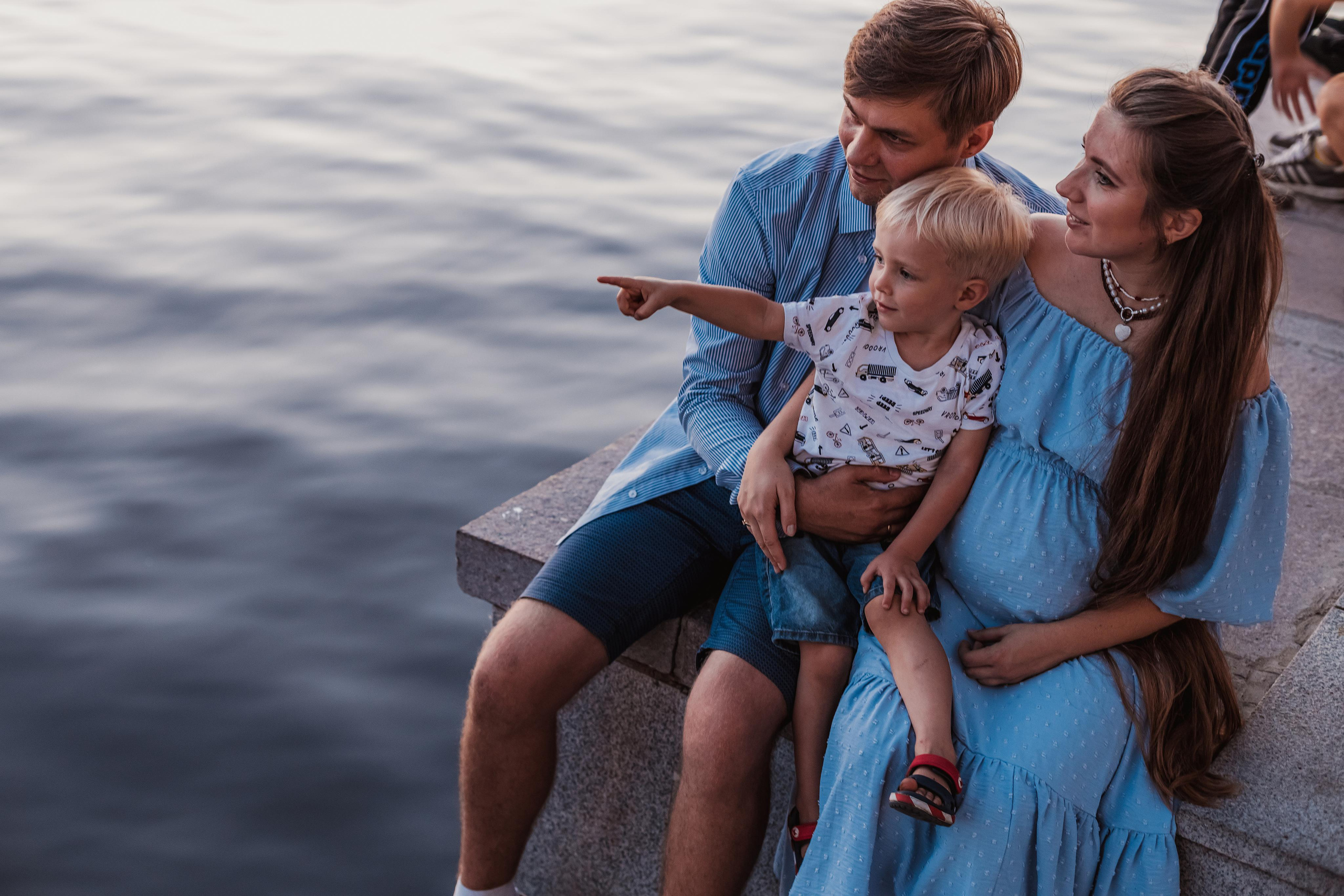 На закате в порту. Мариам Багдасарян