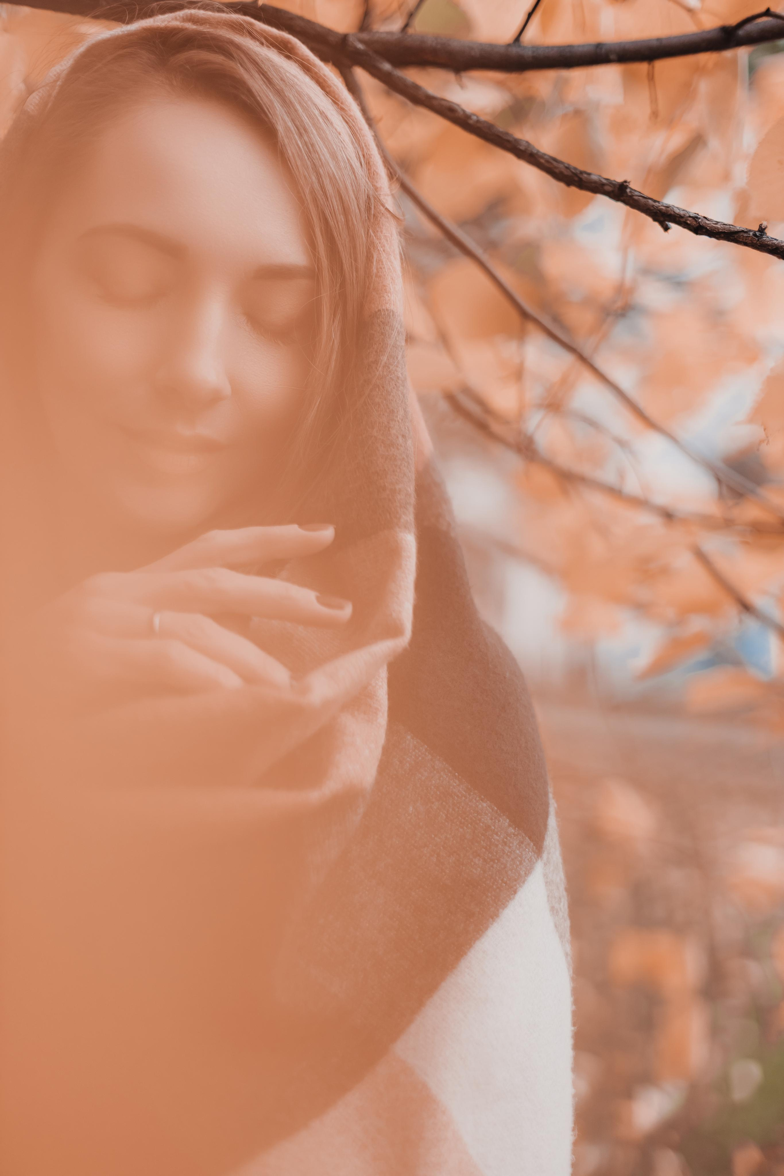 Кутаясь в осень. Mariam Bagdasaryan