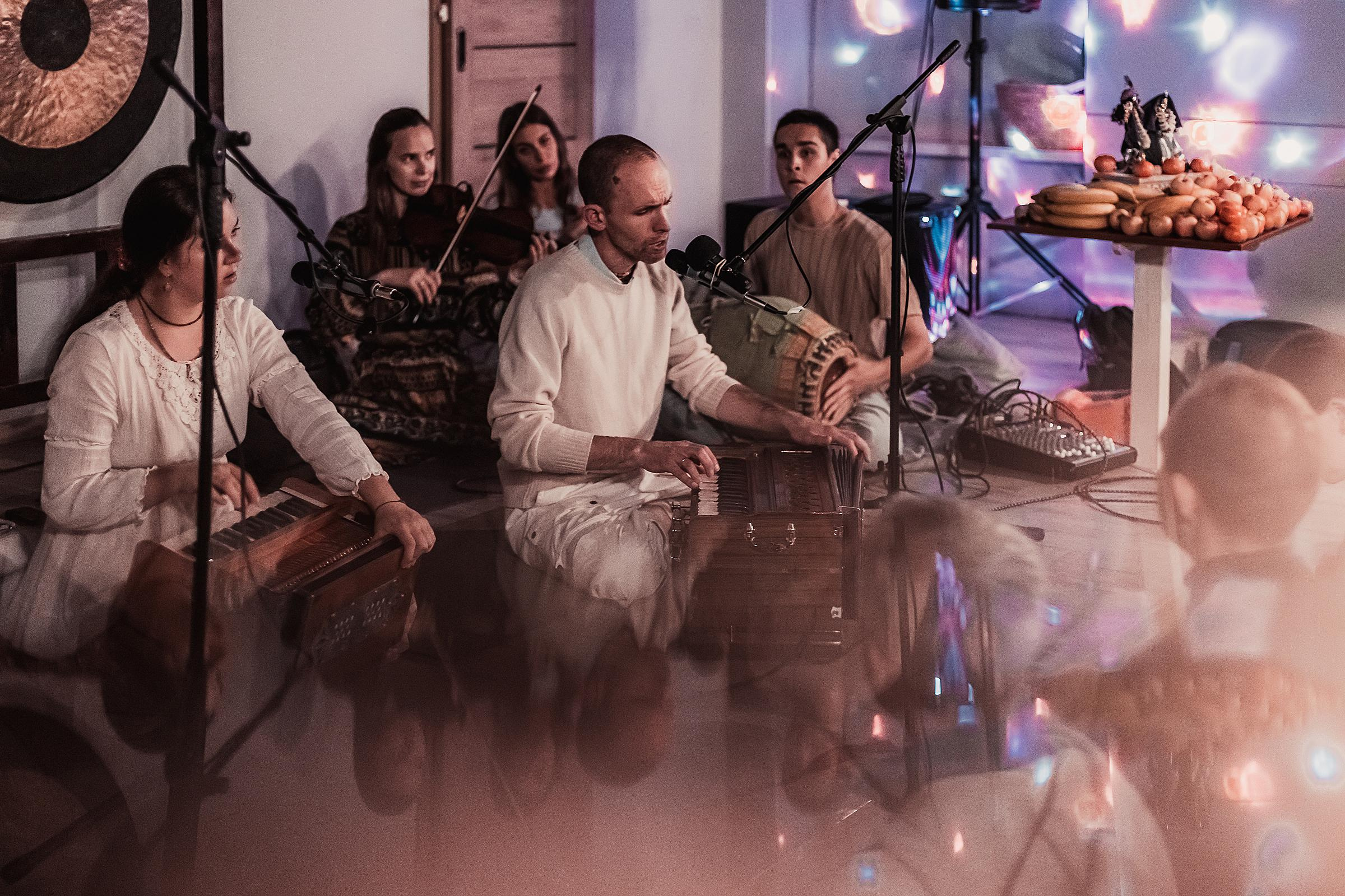 Киртаны Vrindavan Mellows. Мариам Багдасарян