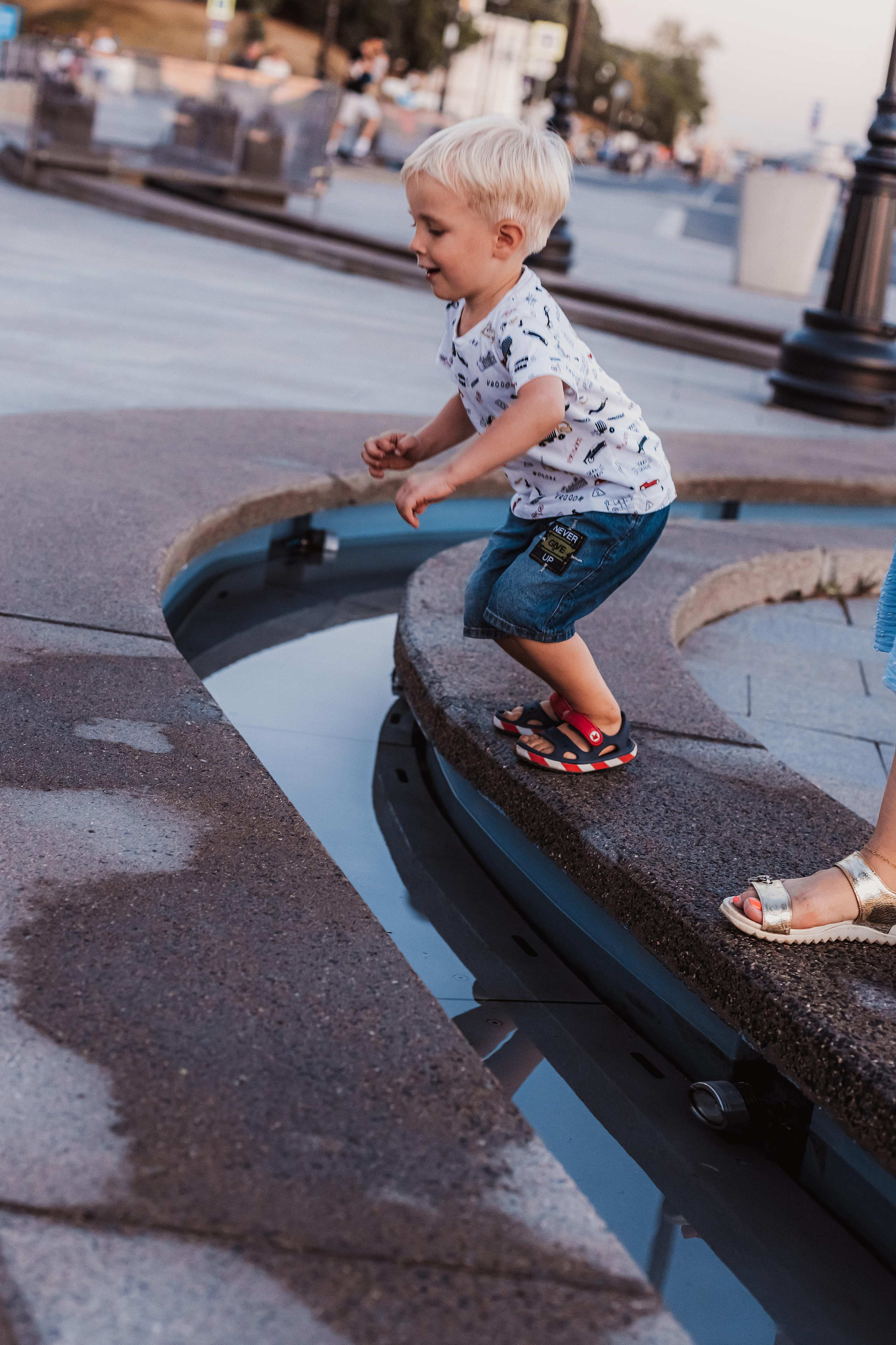 На закате в порту. Мариам Багдасарян