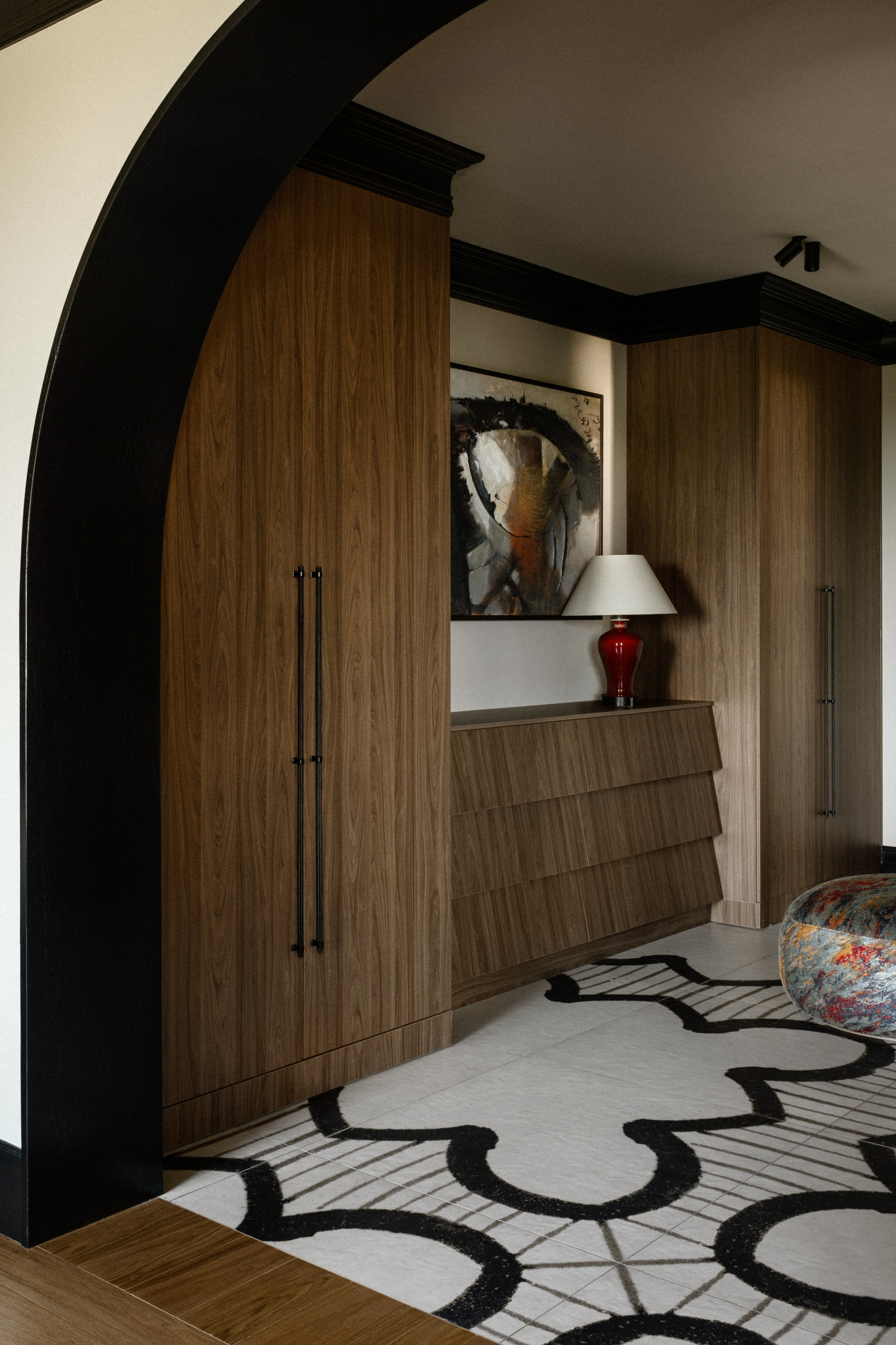 Private Apartment by Lena Golubinskaya. Ekaterina Symidi. Interior Photographer