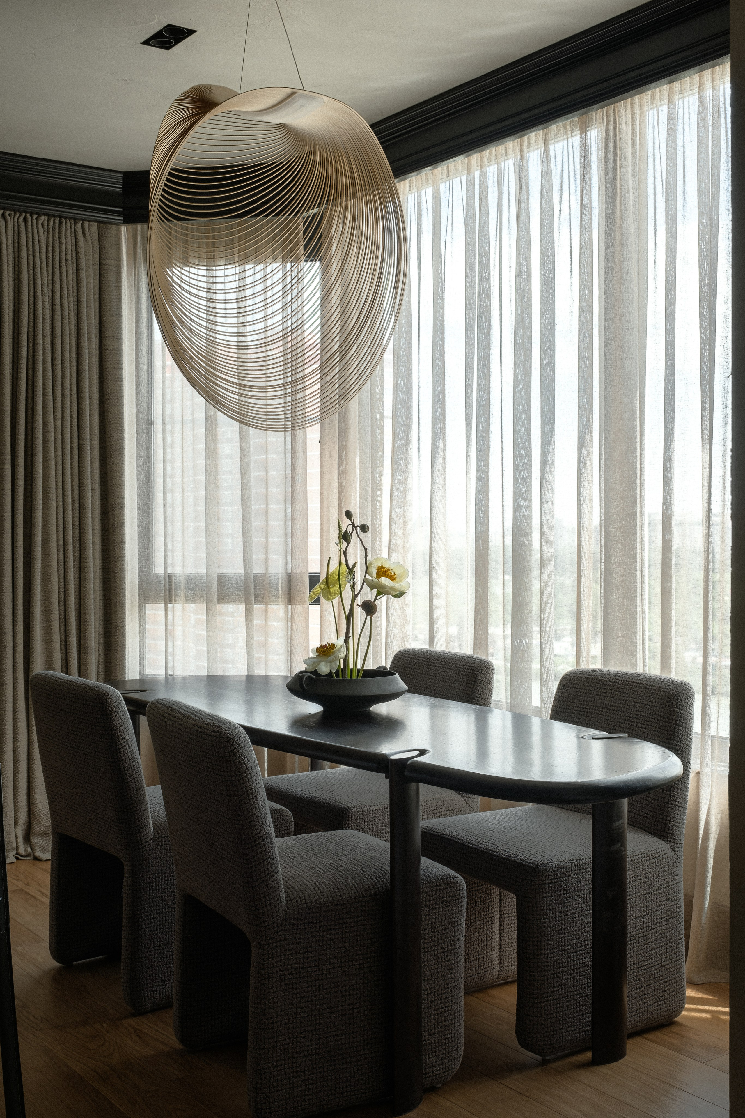 Private Apartment by Lena Golubinskaya. Ekaterina Symidi. Interior Photographer