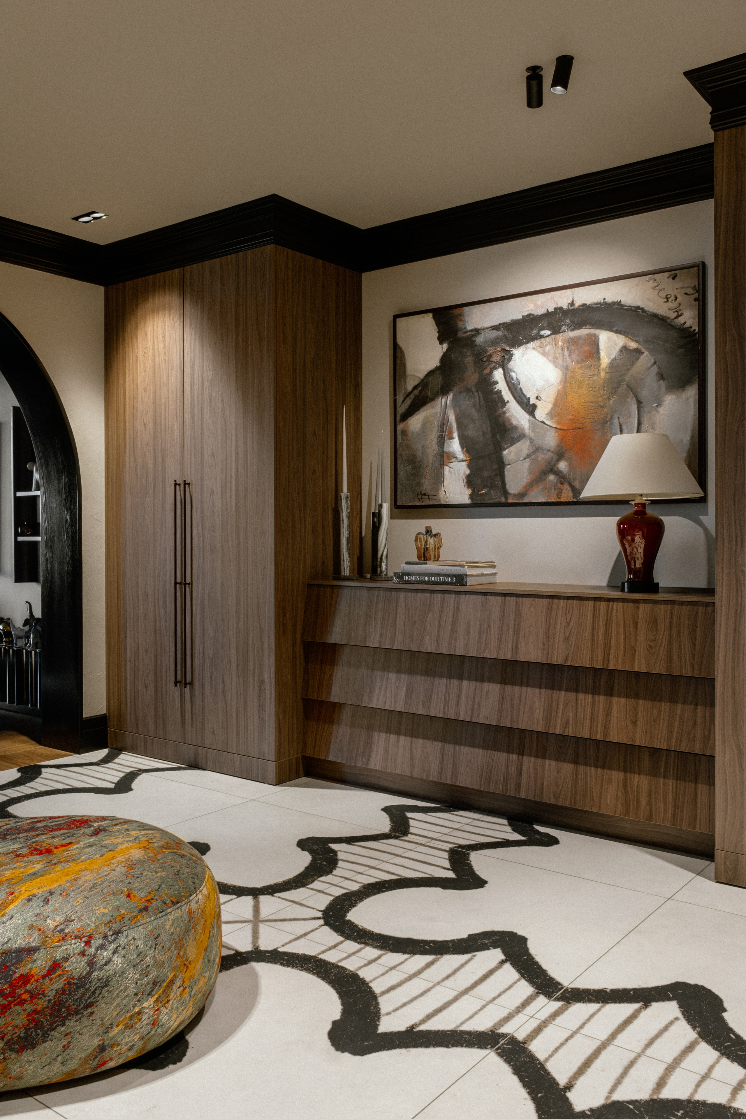 Private Apartment by Lena Golubinskaya. Ekaterina Symidi. Interior Photographer