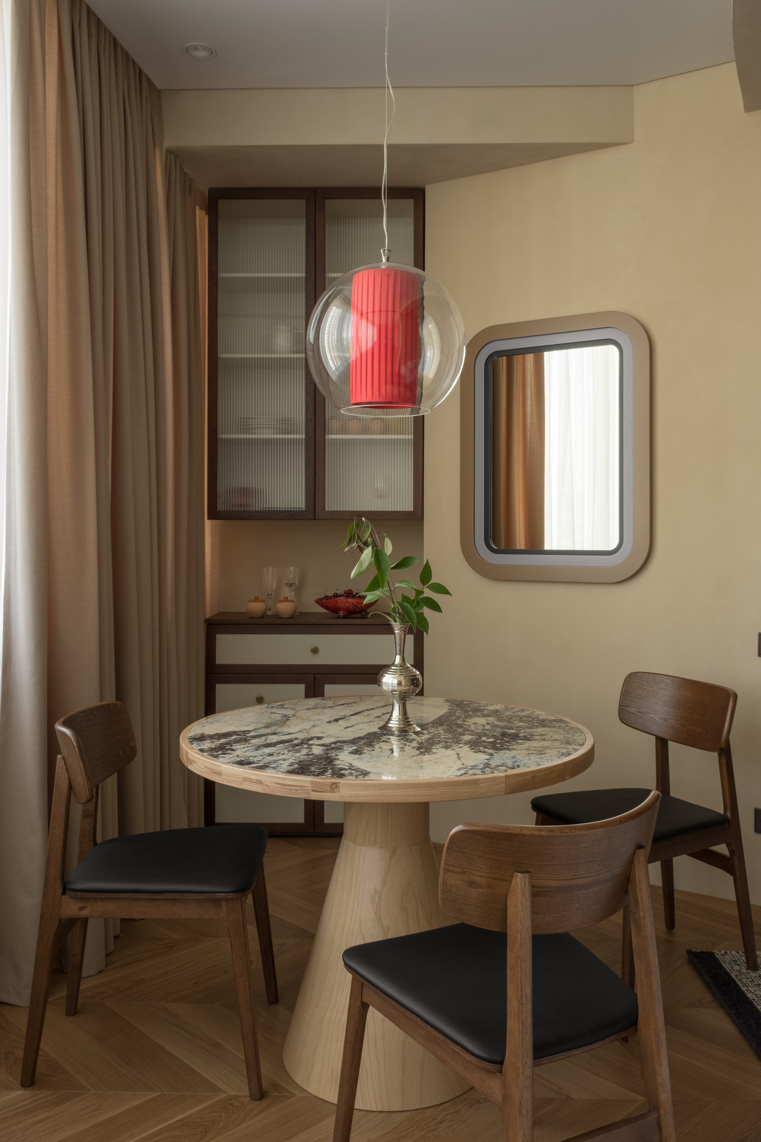 Sochi Private Apartment by Katerina Zamay. Ekaterina Symidi. Interior Photographer