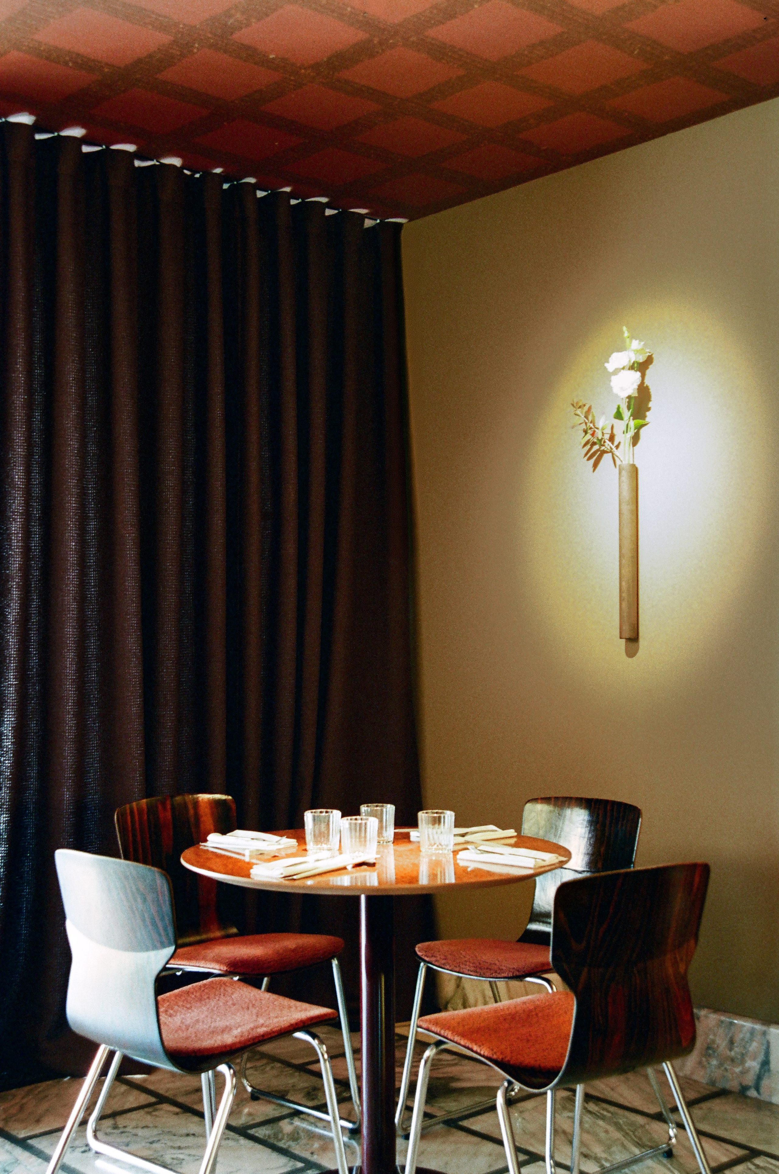 Jazz Kissa by Aset Kitaze. Ekaterina Symidi. Interior Photographer