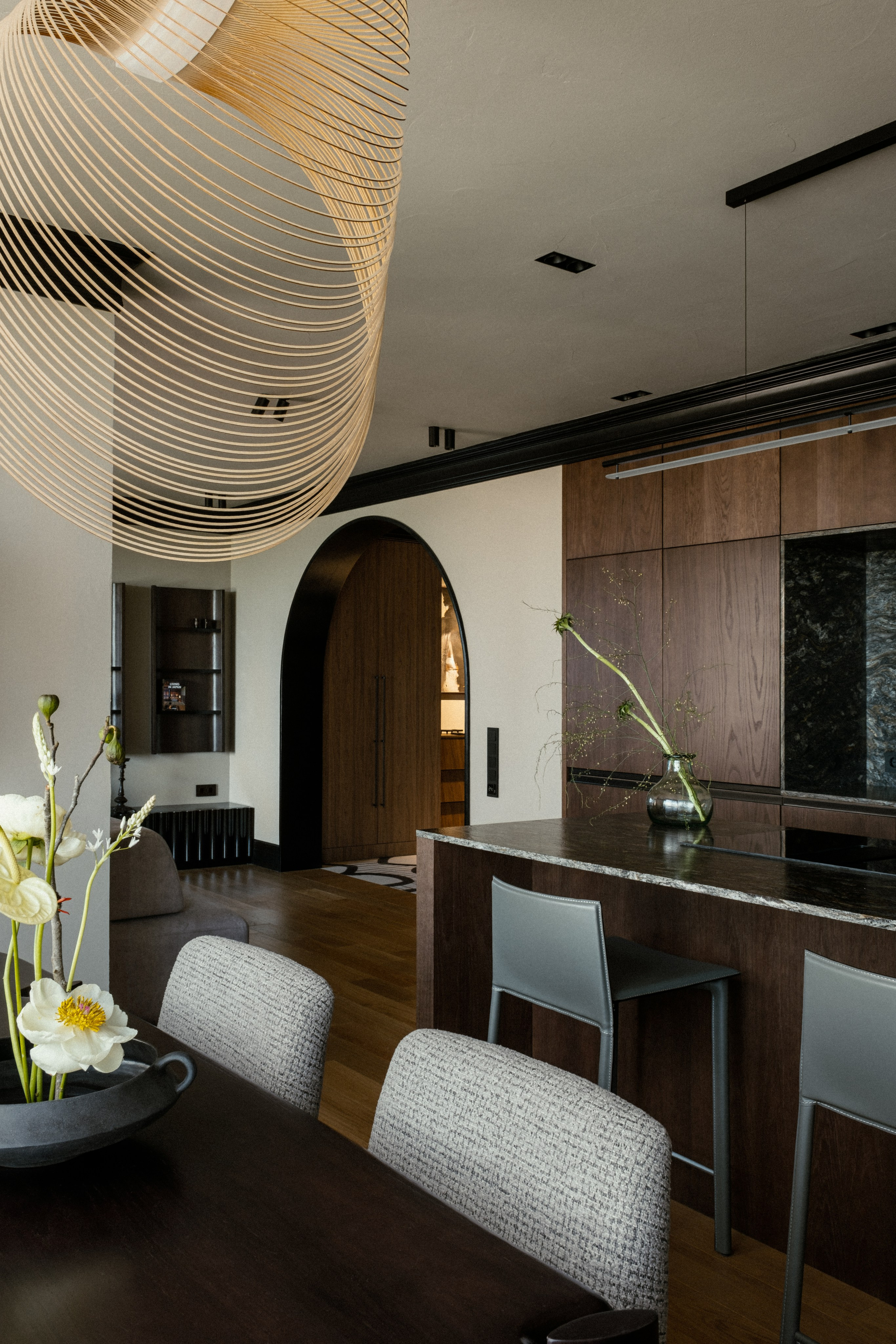 Private Apartment by Lena Golubinskaya. Ekaterina Symidi. Interior Photographer