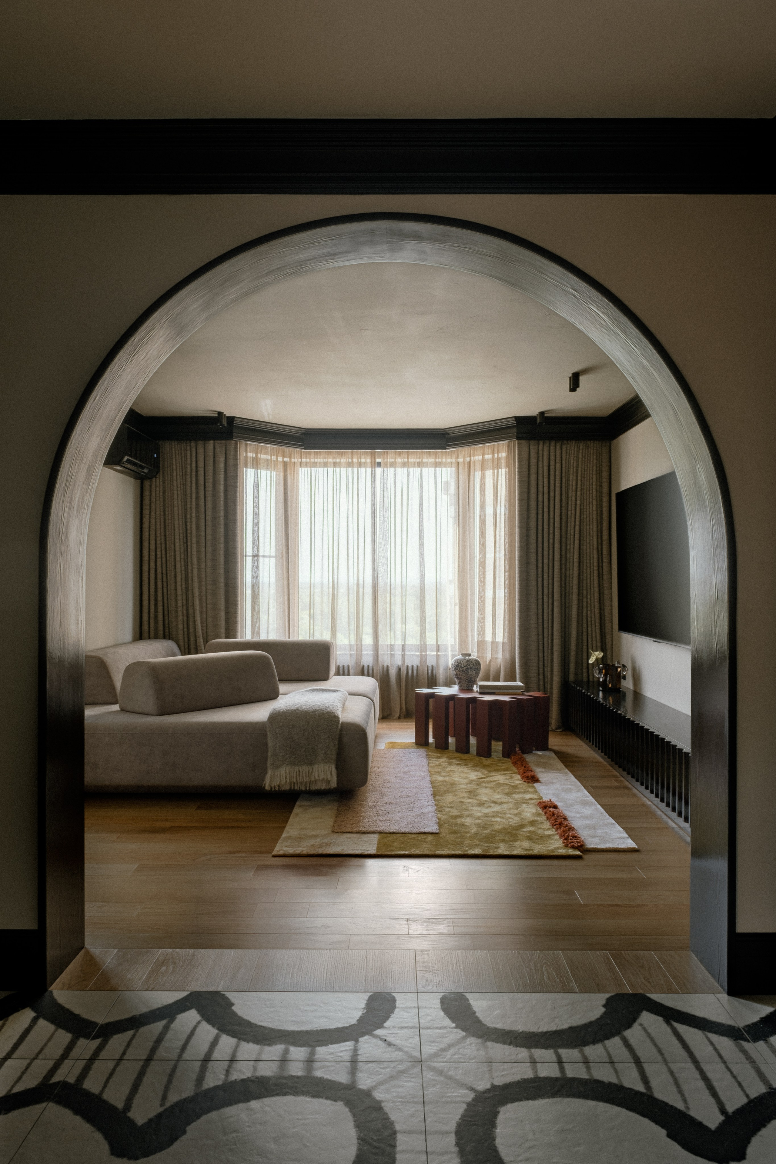 Private Apartment by Lena Golubinskaya. Ekaterina Symidi. Interior Photographer