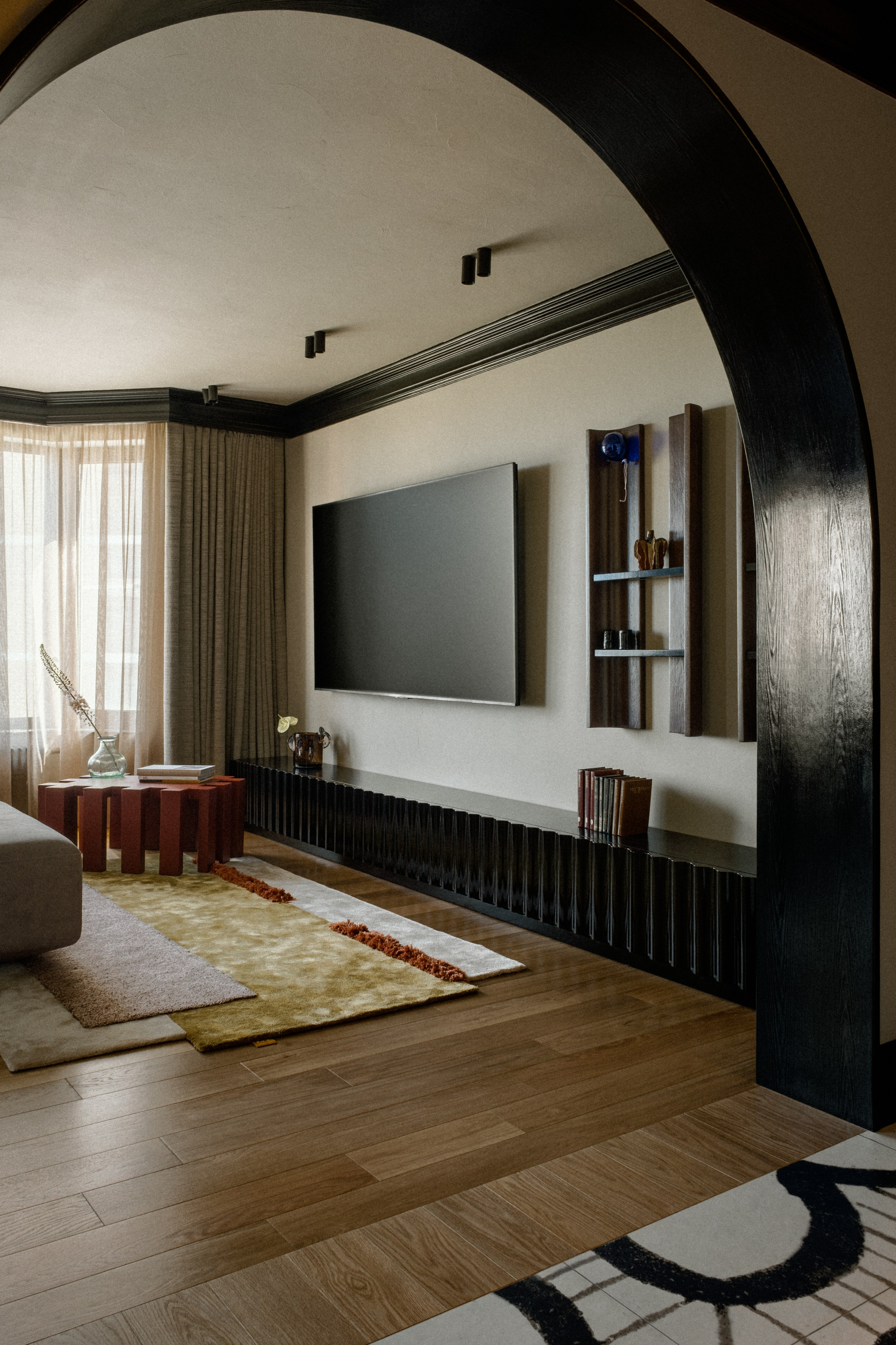 Private Apartment by Lena Golubinskaya. Ekaterina Symidi. Interior Photographer