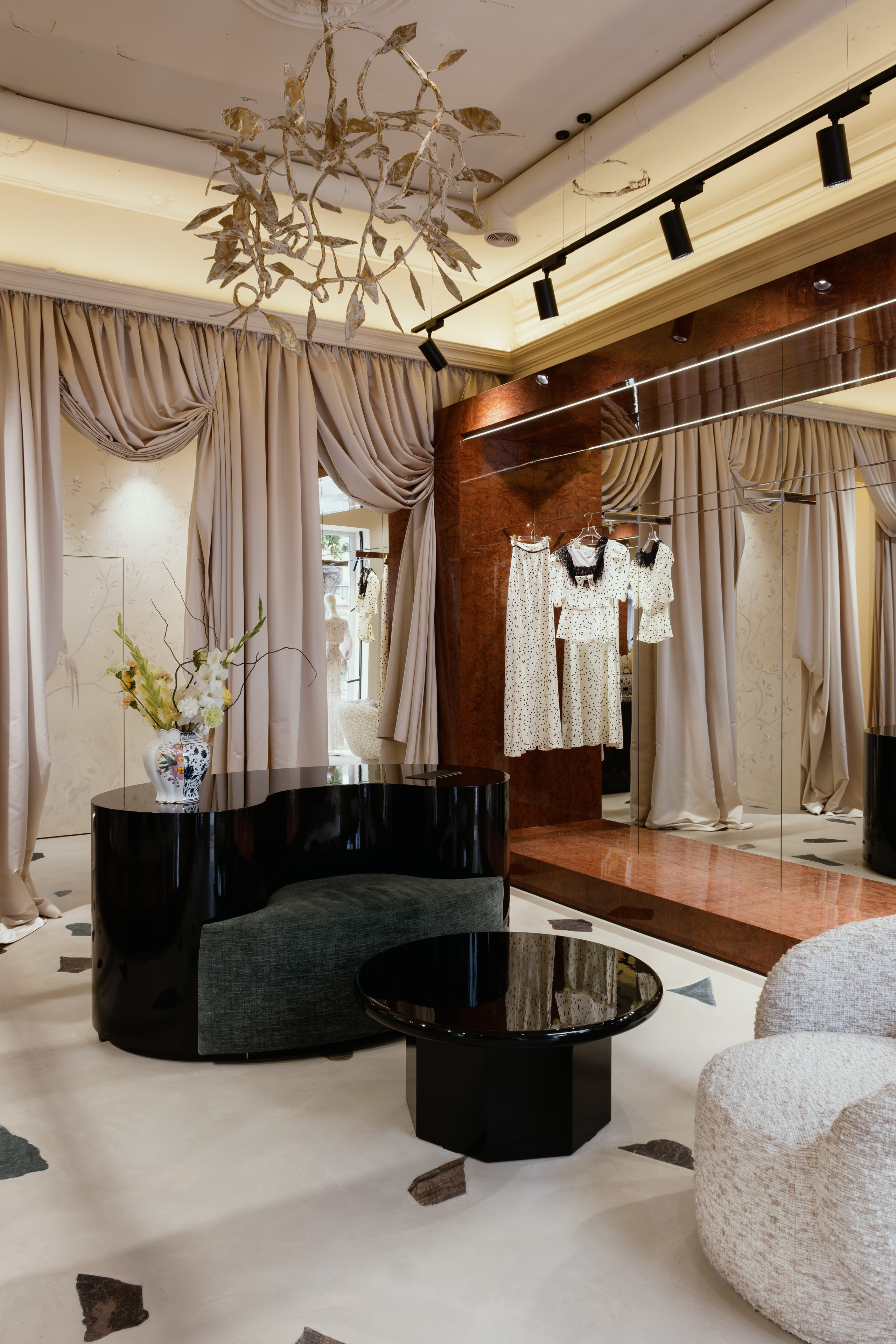 Way Camelia Boutique. Ekaterina Symidi. Interior Photographer