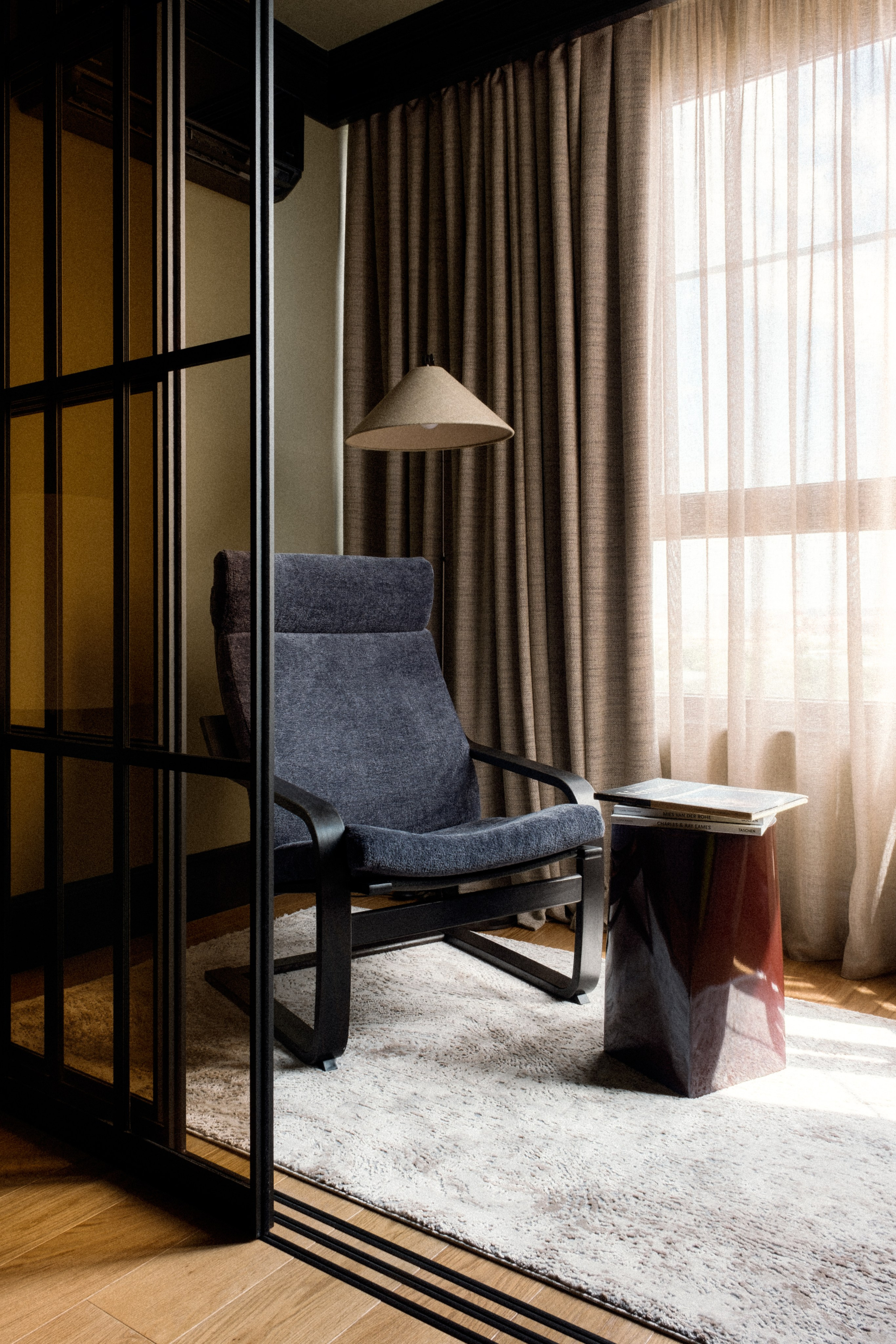Private Apartment by Lena Golubinskaya. Ekaterina Symidi. Interior Photographer