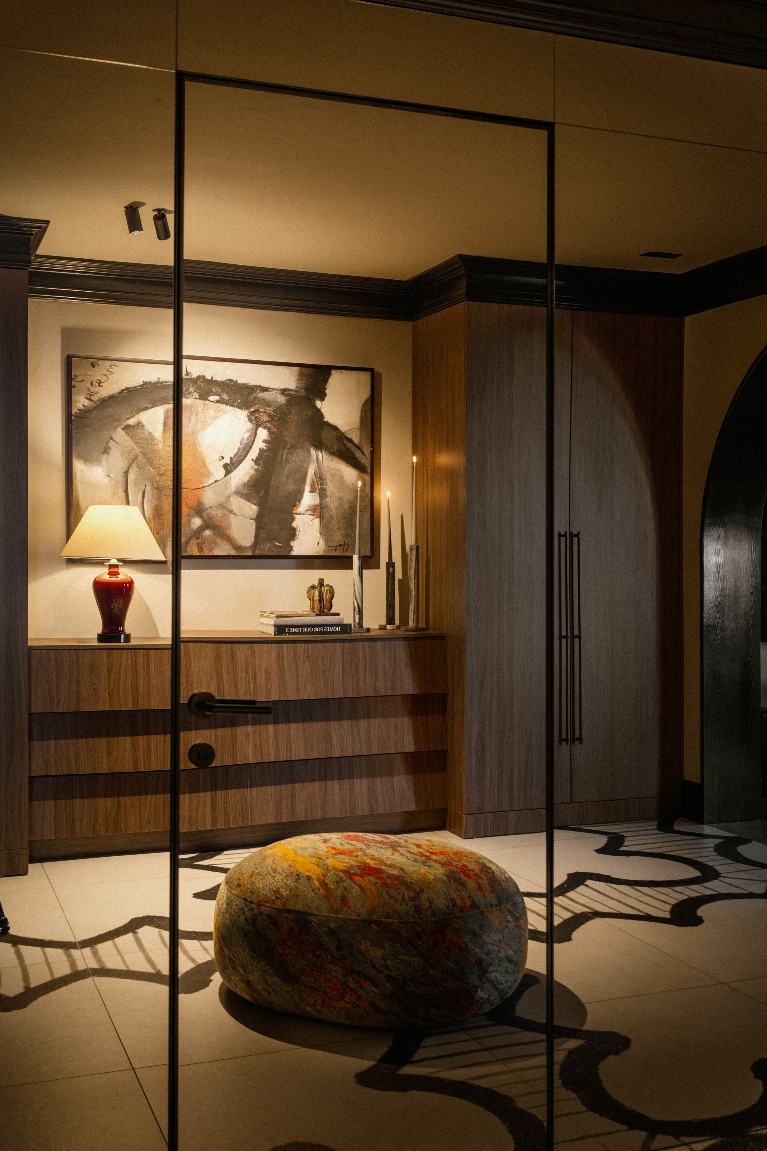 Private Apartment by Lena Golubinskaya. Ekaterina Symidi. Interior Photographer
