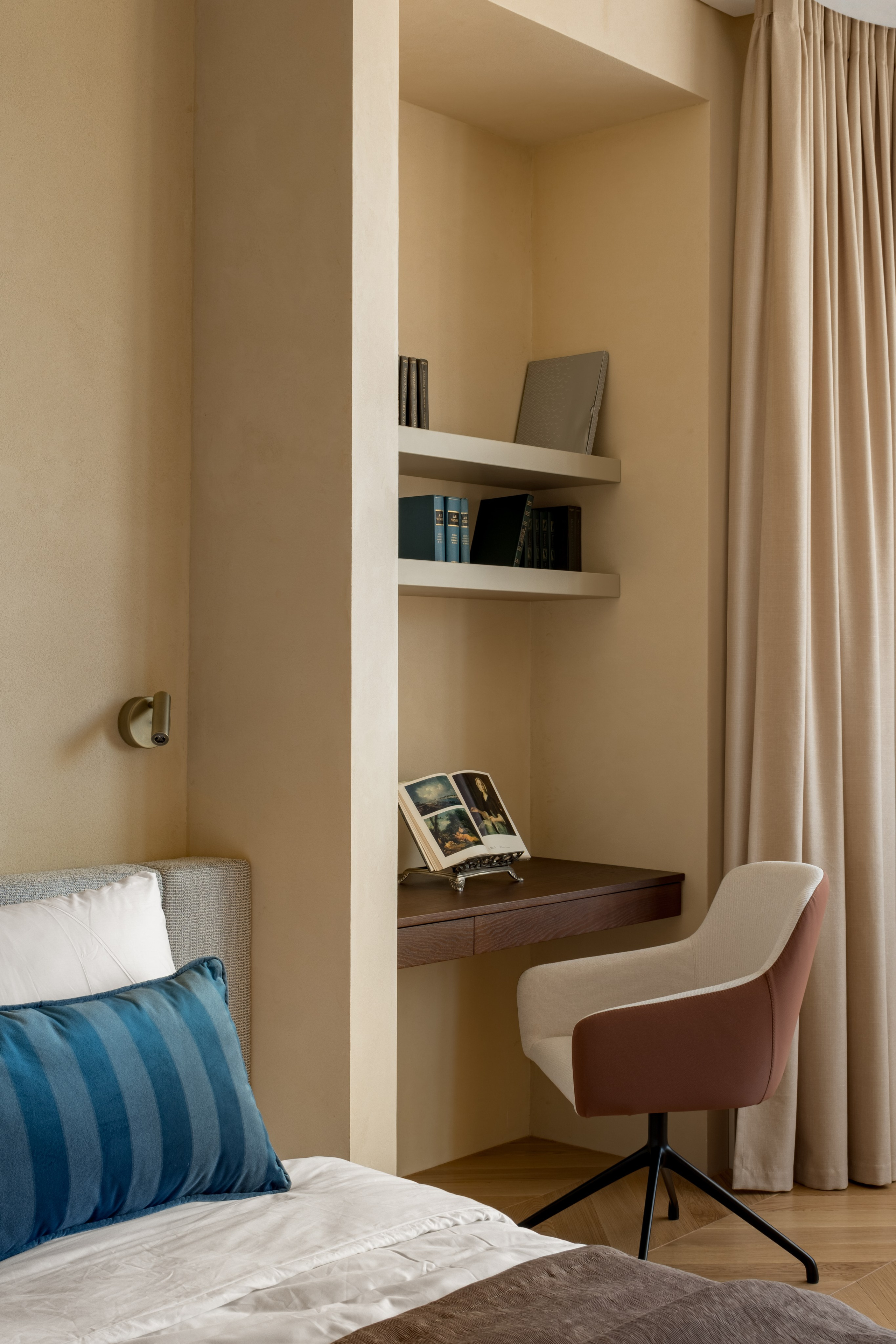 Sochi Private Apartment by Katerina Zamay. Ekaterina Symidi. Interior Photographer