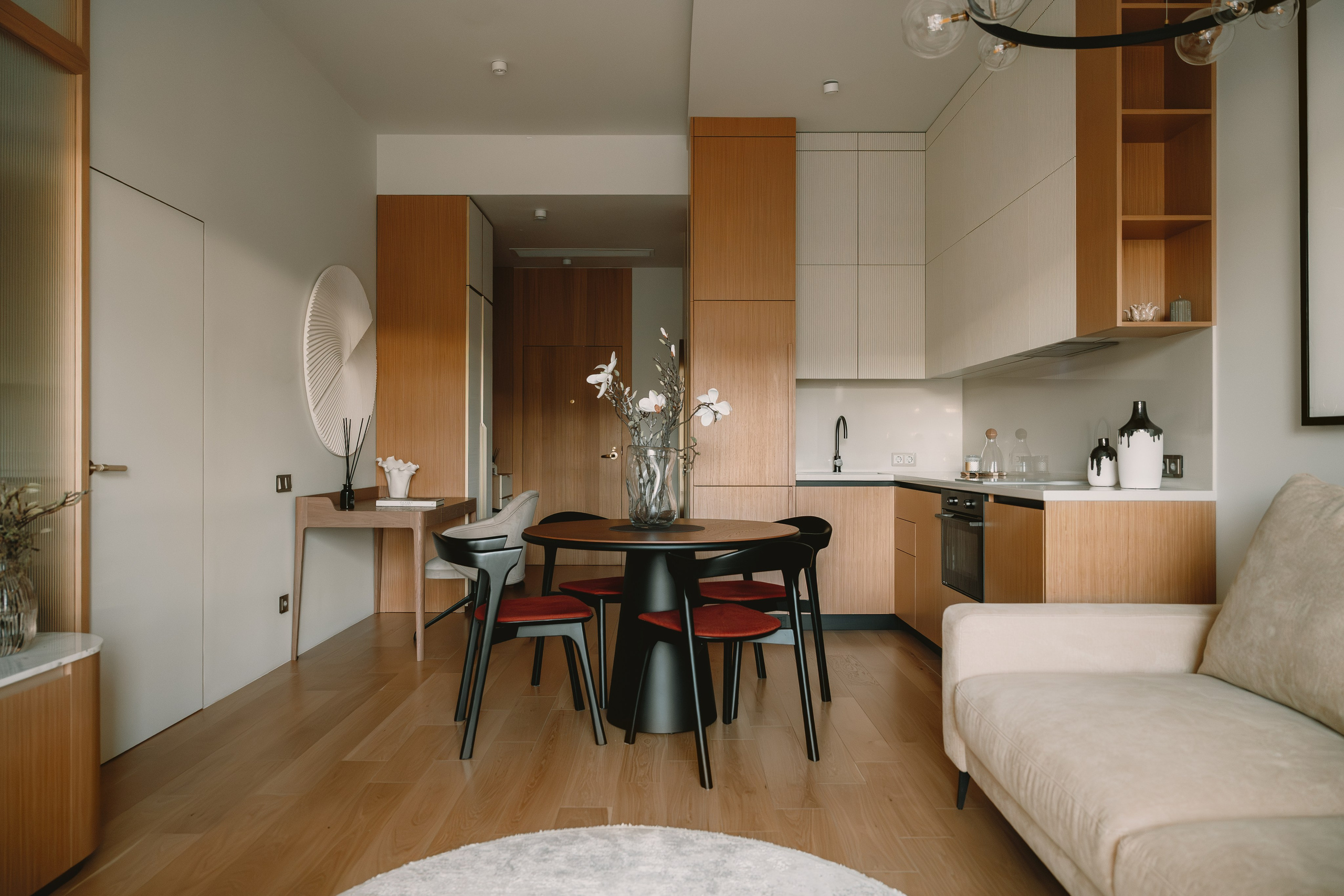 Mantera Supreme Private Apartments by AA Partners. Ekaterina Symidi. Interior Photographer