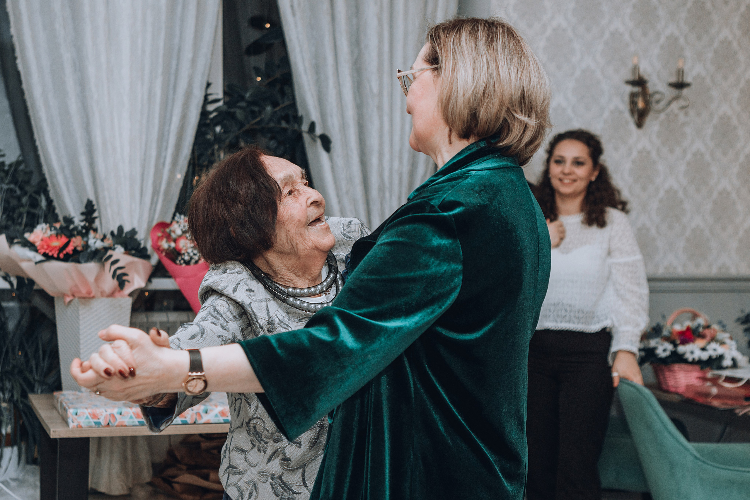 90-летний юбилей Сары Вагаповны. Фотограф в Санкт — Петербурге Анна Конофало