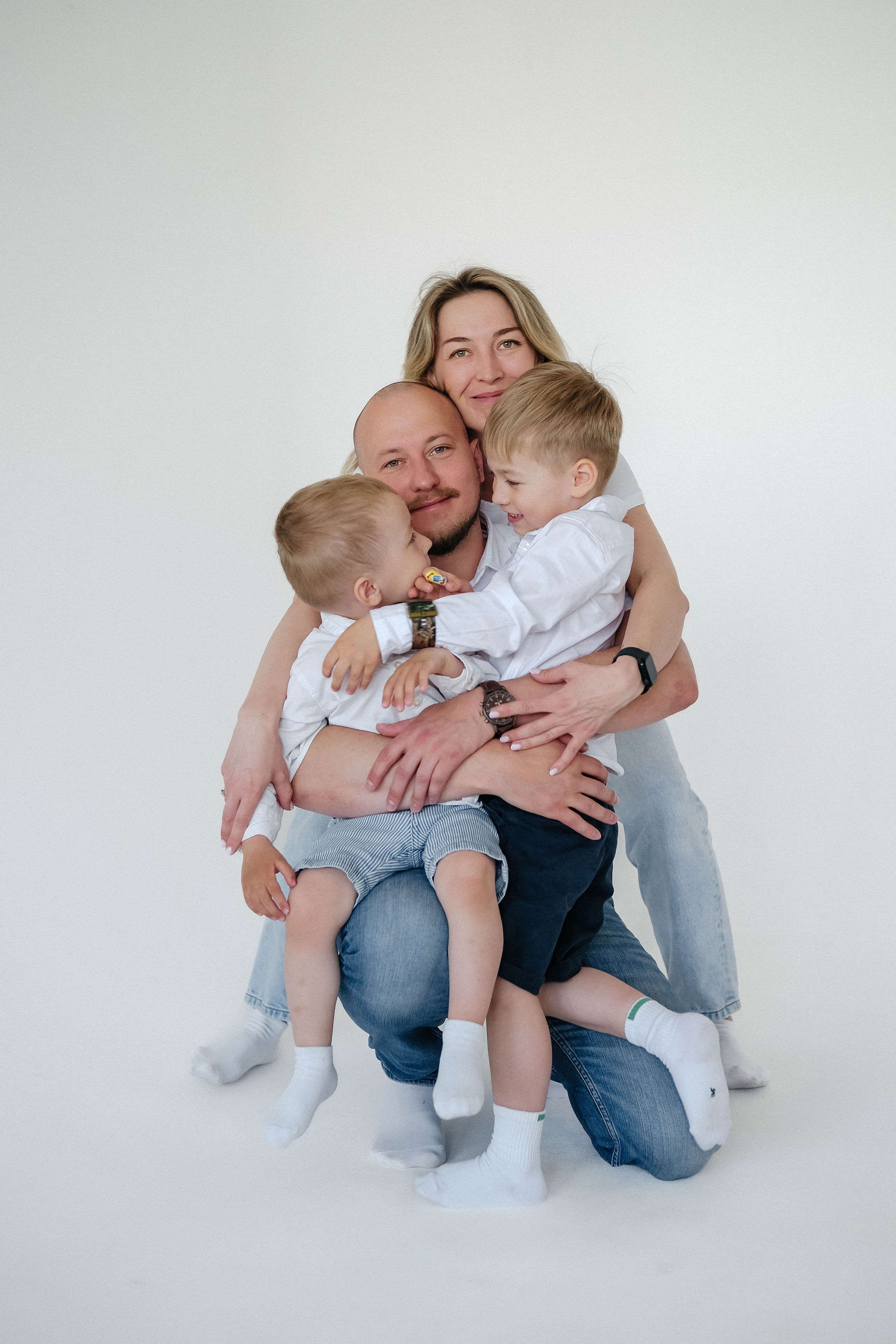 Большая семейная фотосессия из 8 человек. Главная