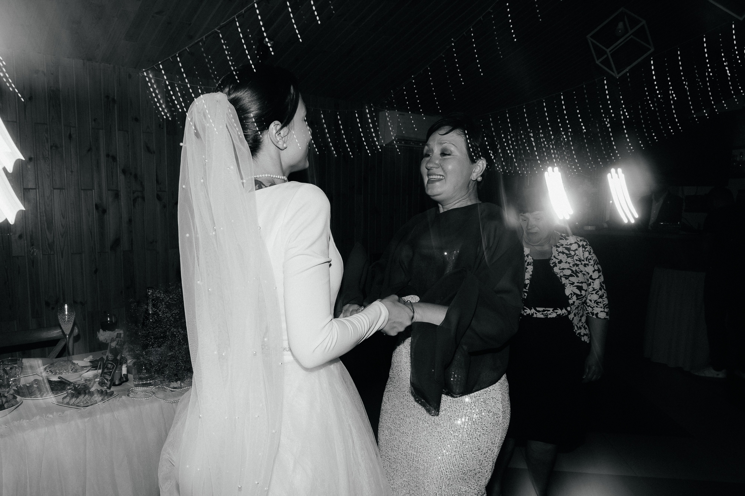 Свадебная фотосессия в агроусадьбе Лабодянка в Минске. Свадебный фотограф в Минске/Беларуси Сергей Спиридонов