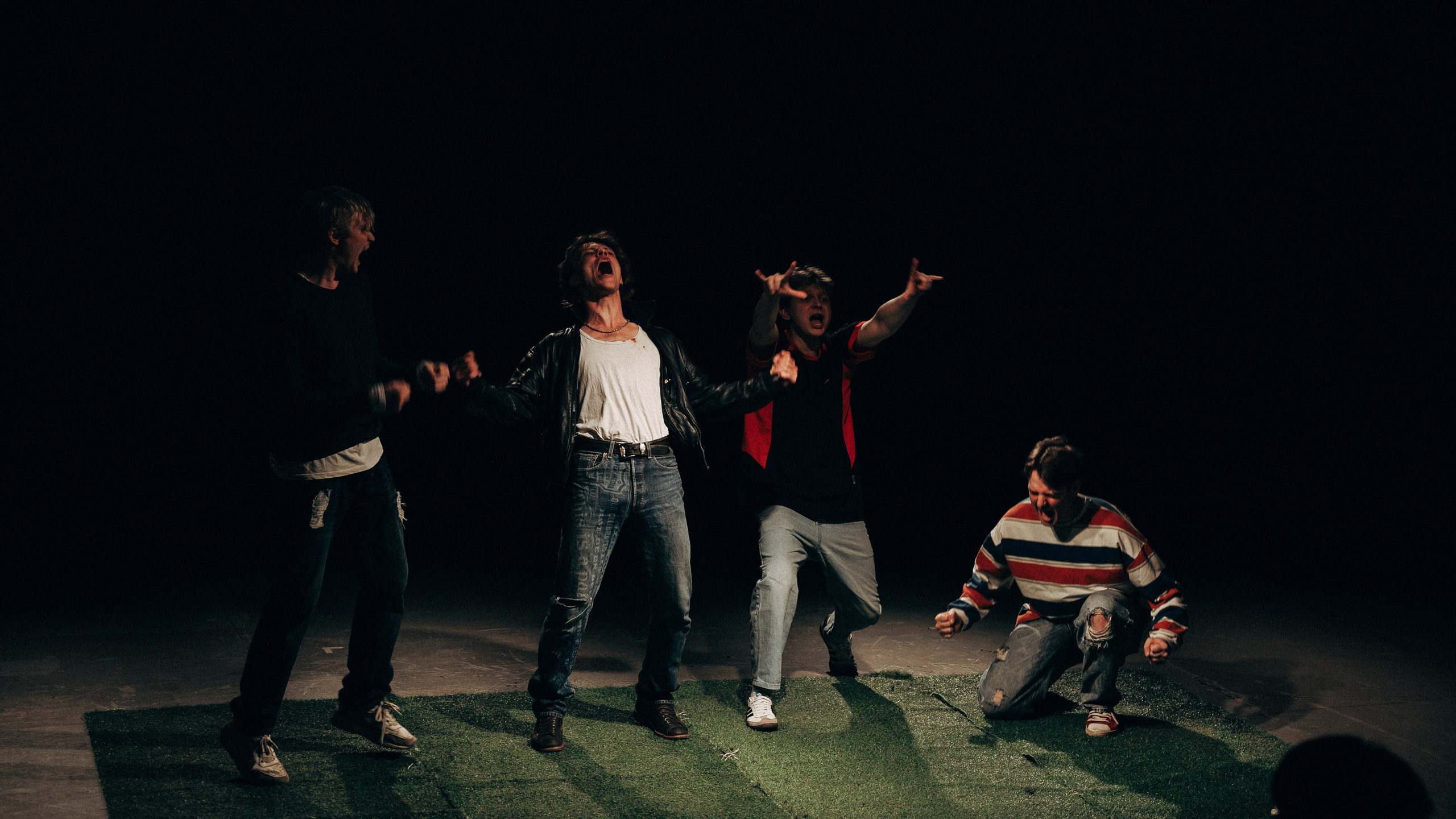 Клей. Спектакль. Профессиональный фотограф в Санкт-Петербурге Александр Волосенцев