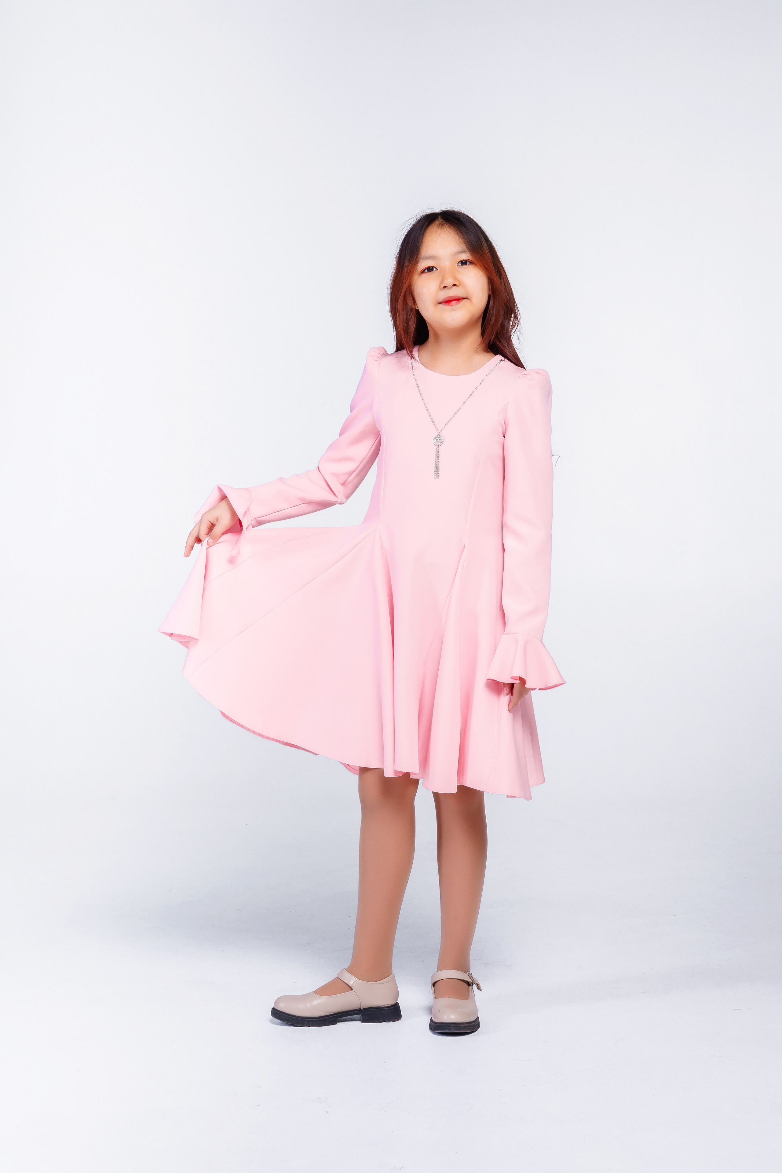 Съемка в студии на Афишу или другие нужды. Семейный и Свадебный фотограф в Астане Александр Астапов