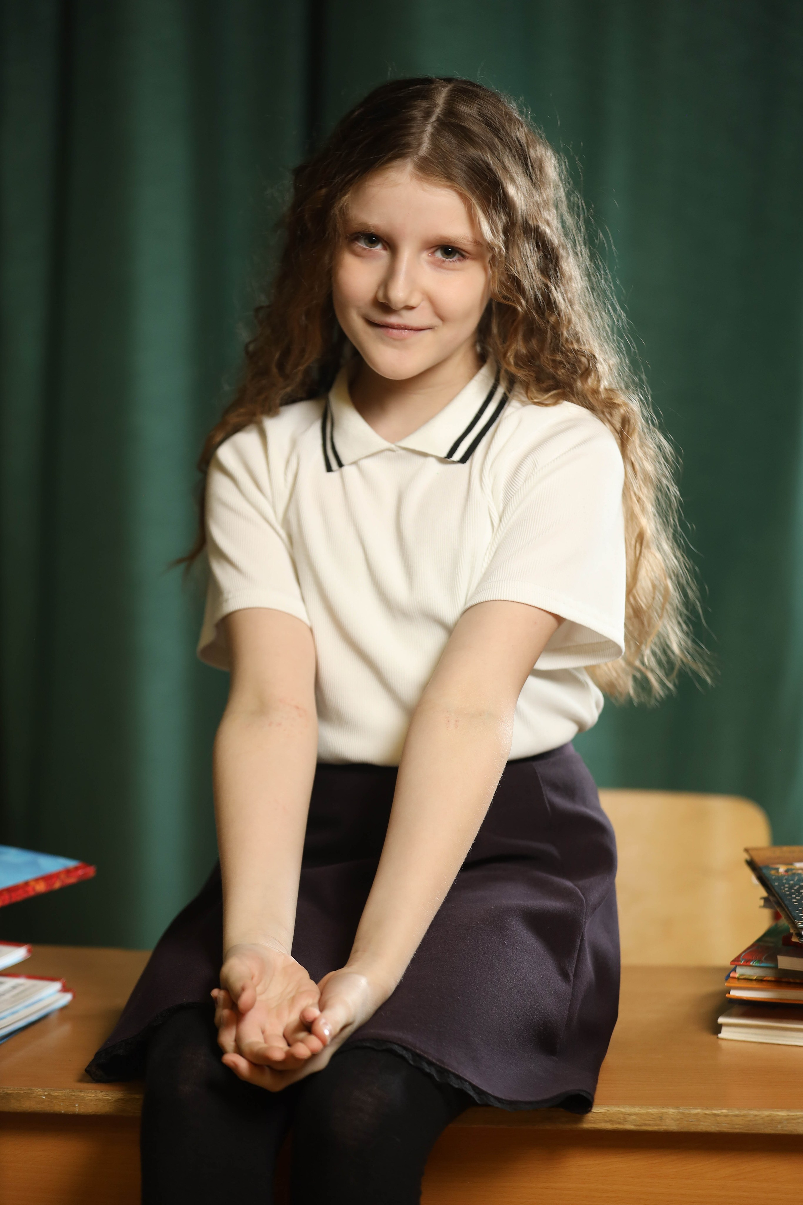 Школьный альбом 4-й класс. Фотограф Антон Чупринин