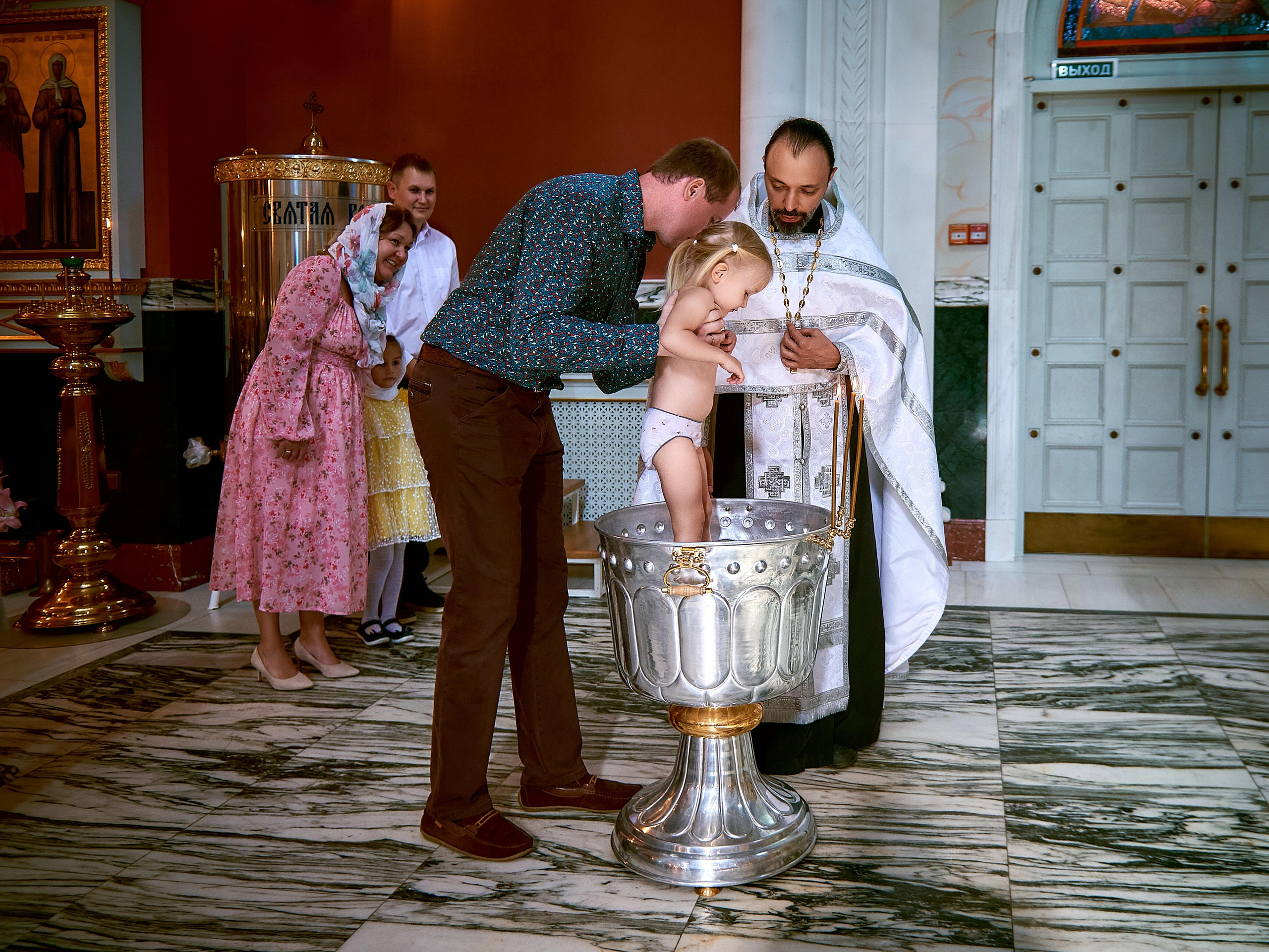 Крещение Кристины | Храм «Спас на Каменке». Свадебный фотограф в Санкт-Петербурге Славин Денис