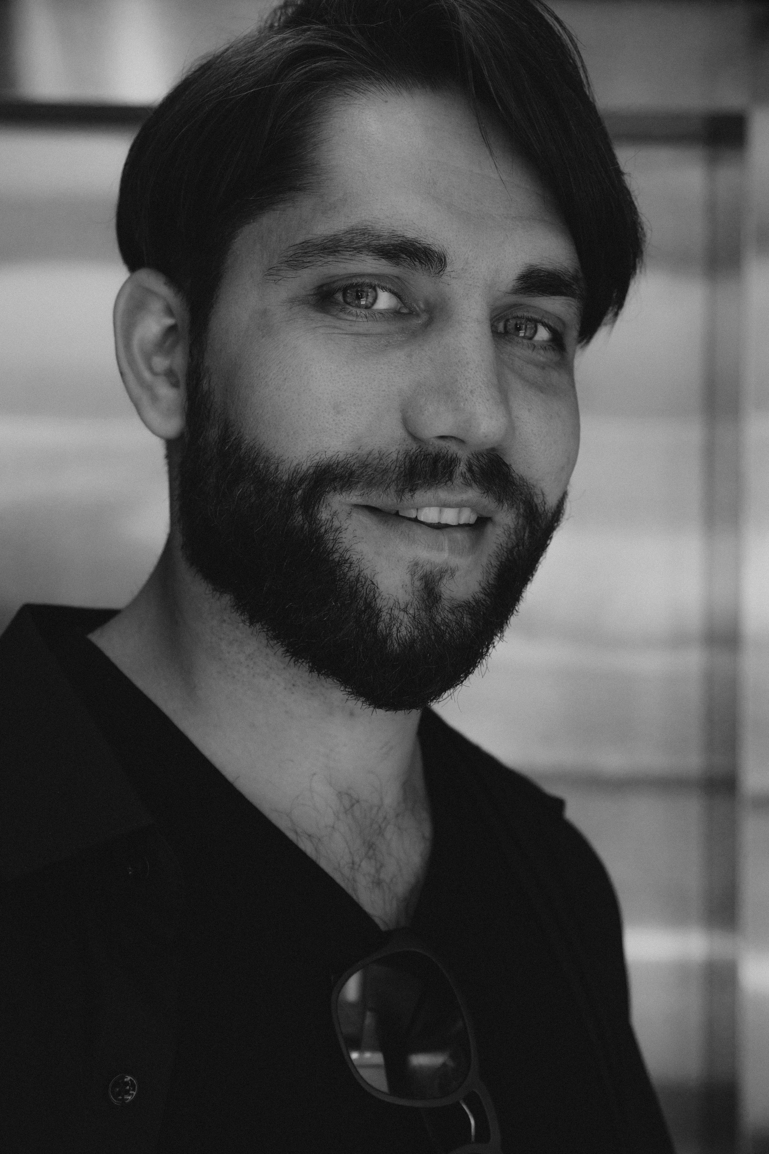 Мужская прогулочная фотосессия в Екатеринбурге. Свадебный, семейный фотограф, контент съёмка. Екатеринбург. Елена Граф