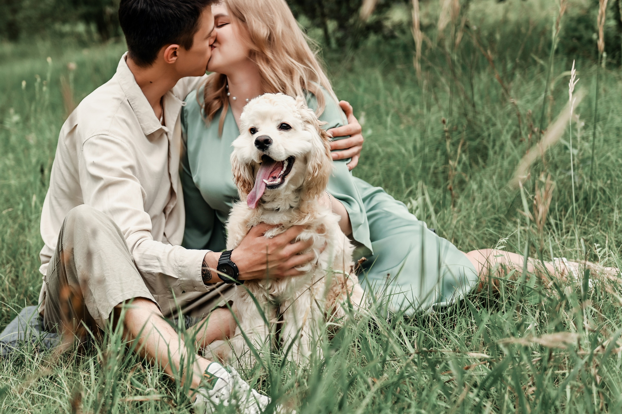 Love story прогулка вместе с песиком))). Свадебный, семейный, детский, контент фотограф в Омске Максим Ильин