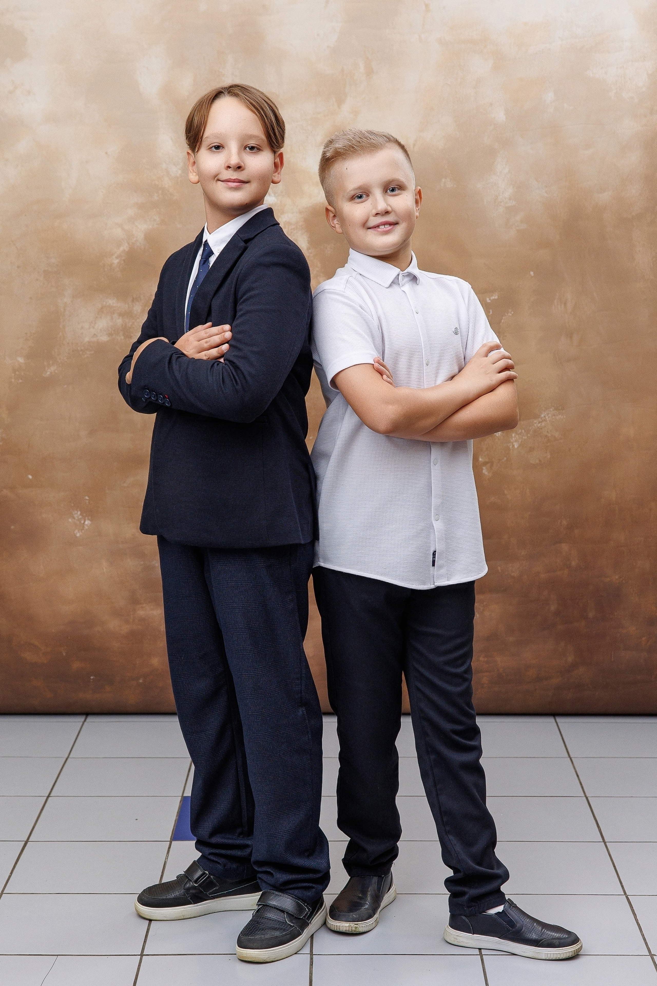 НАЧАЛЬНАЯ ШКОЛА. Выпускные альбомы, школьные фотографии, детский сад, Москва и Московская область