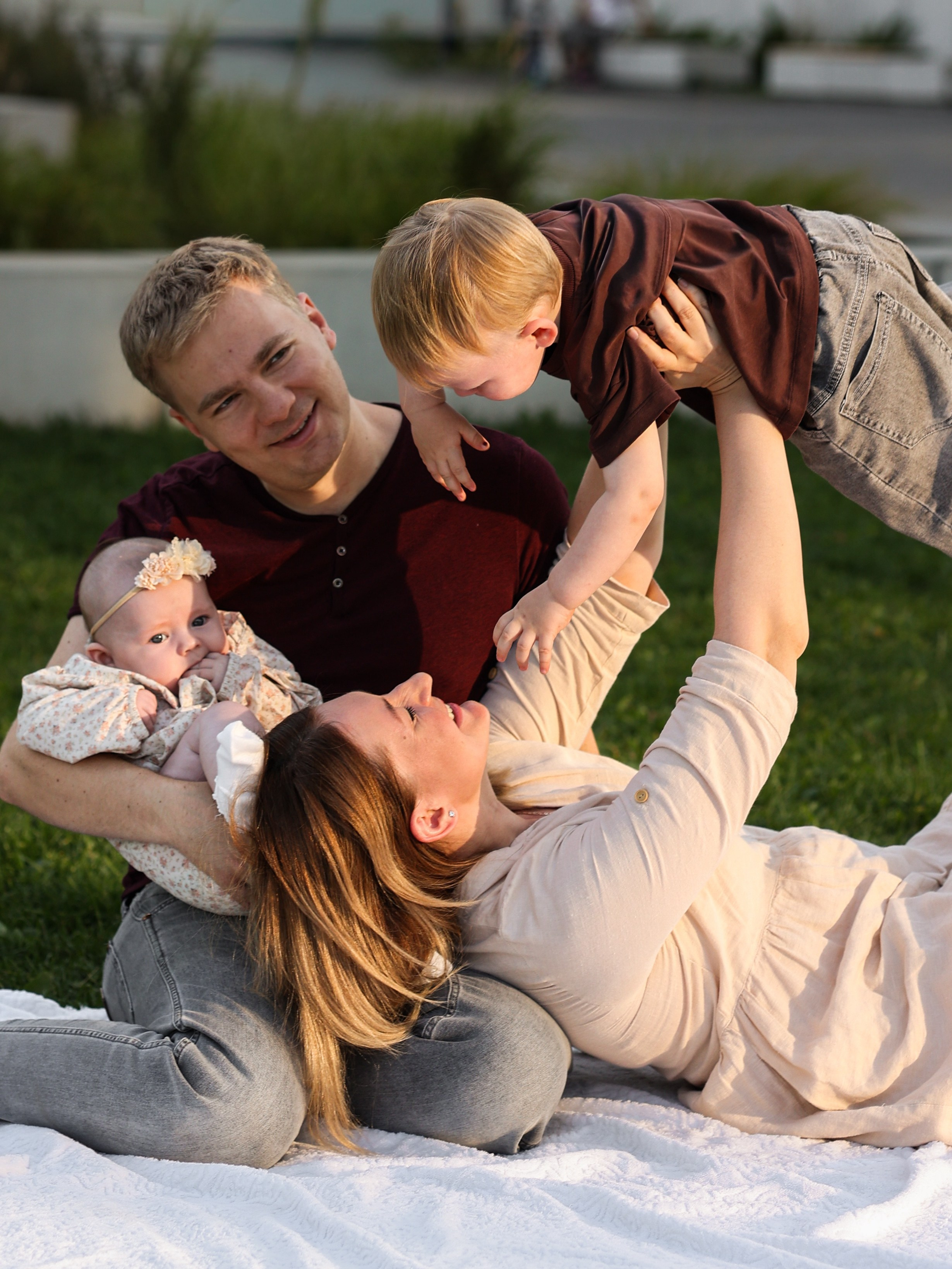 Фотосессия Ярослав, Ксюша, Саша и София. Фотограф ANNA GEREIHAN