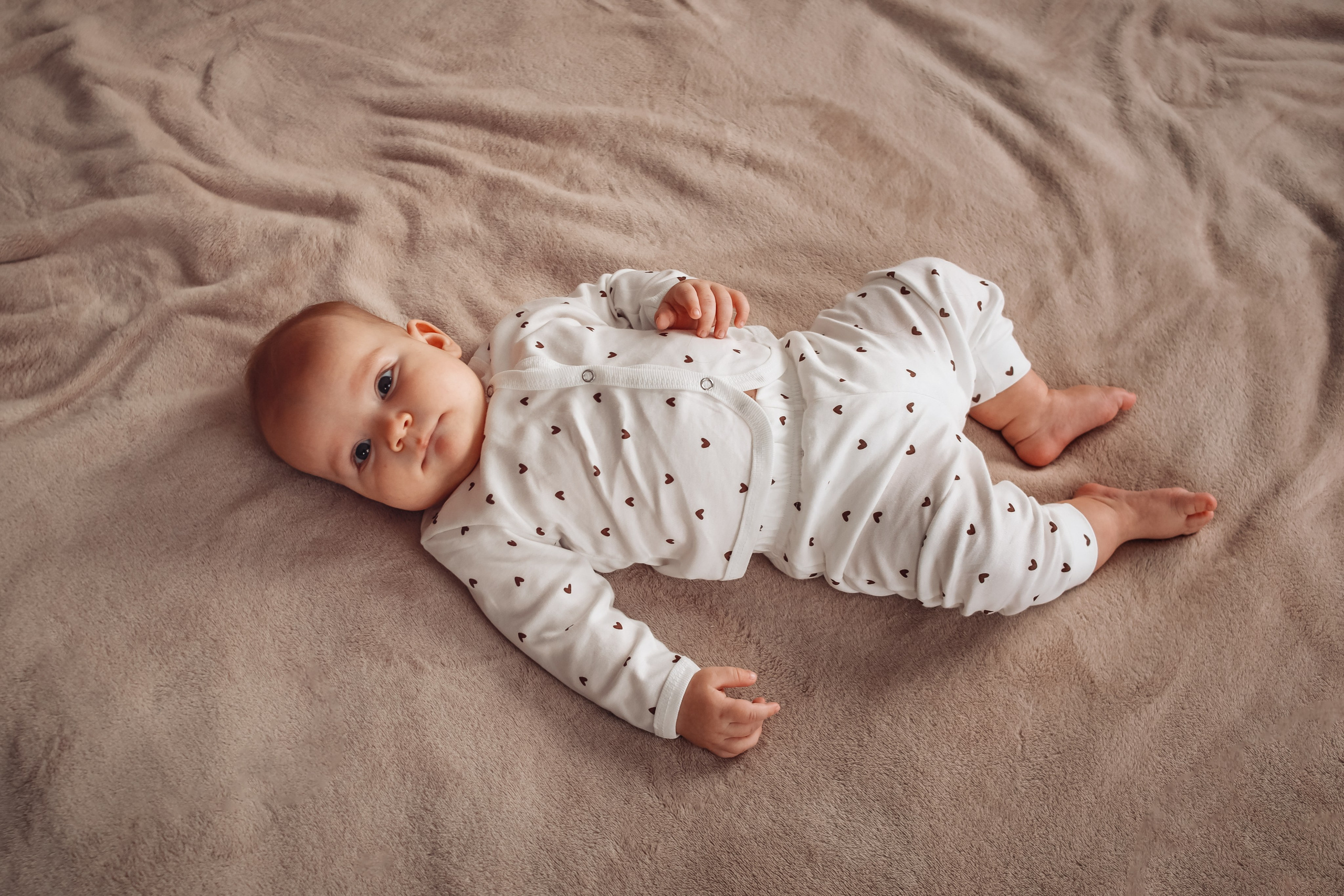 Семейная фотосессия дома с ребенком. Свадебный и семейный фотограф в Краснодарском крае Мария Данилкина