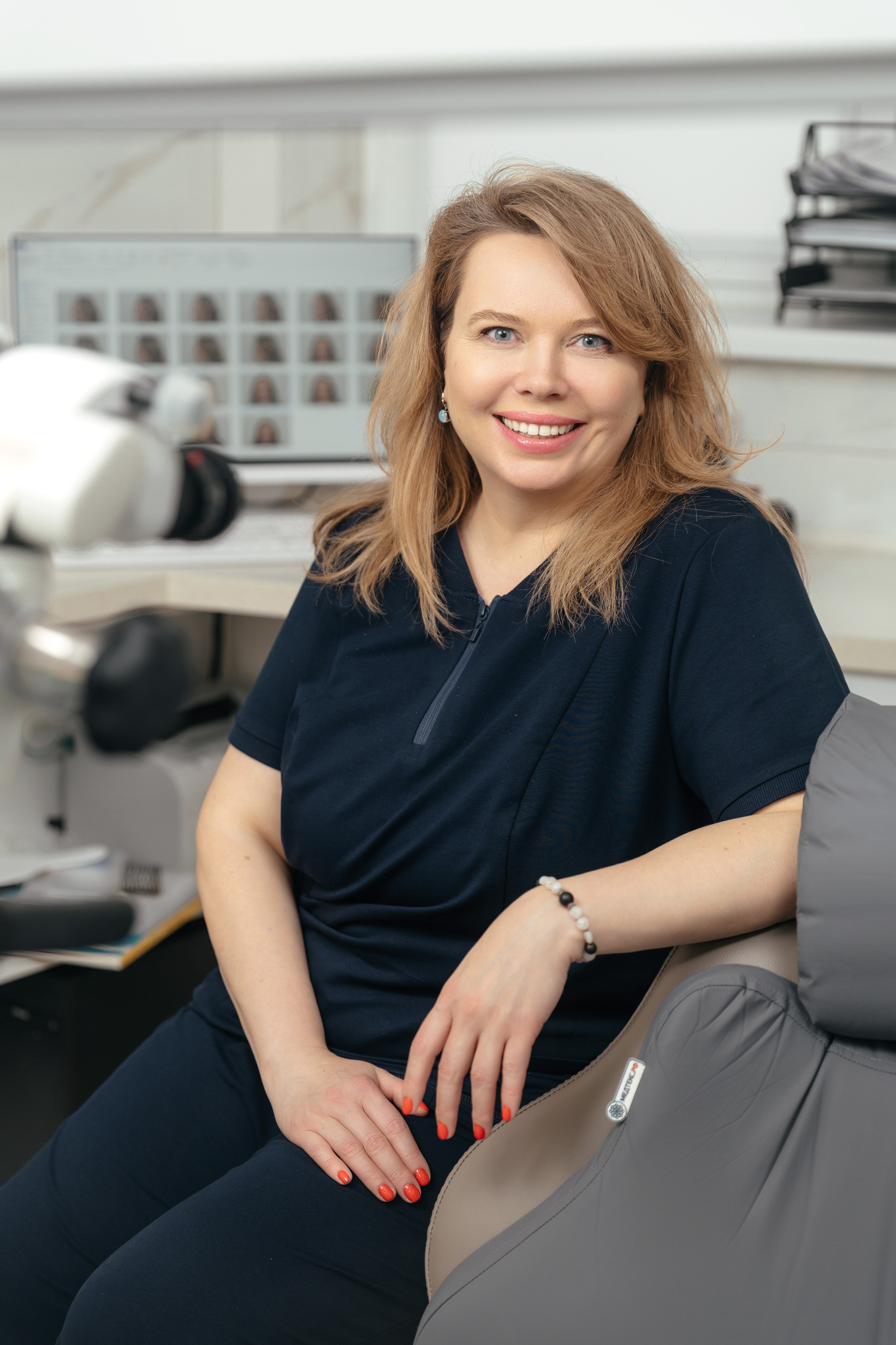 Фотосъемка стоматологии в Екатеринбурге. Фотограф для бизнеса Константин Брусницын в Екатеринбурге