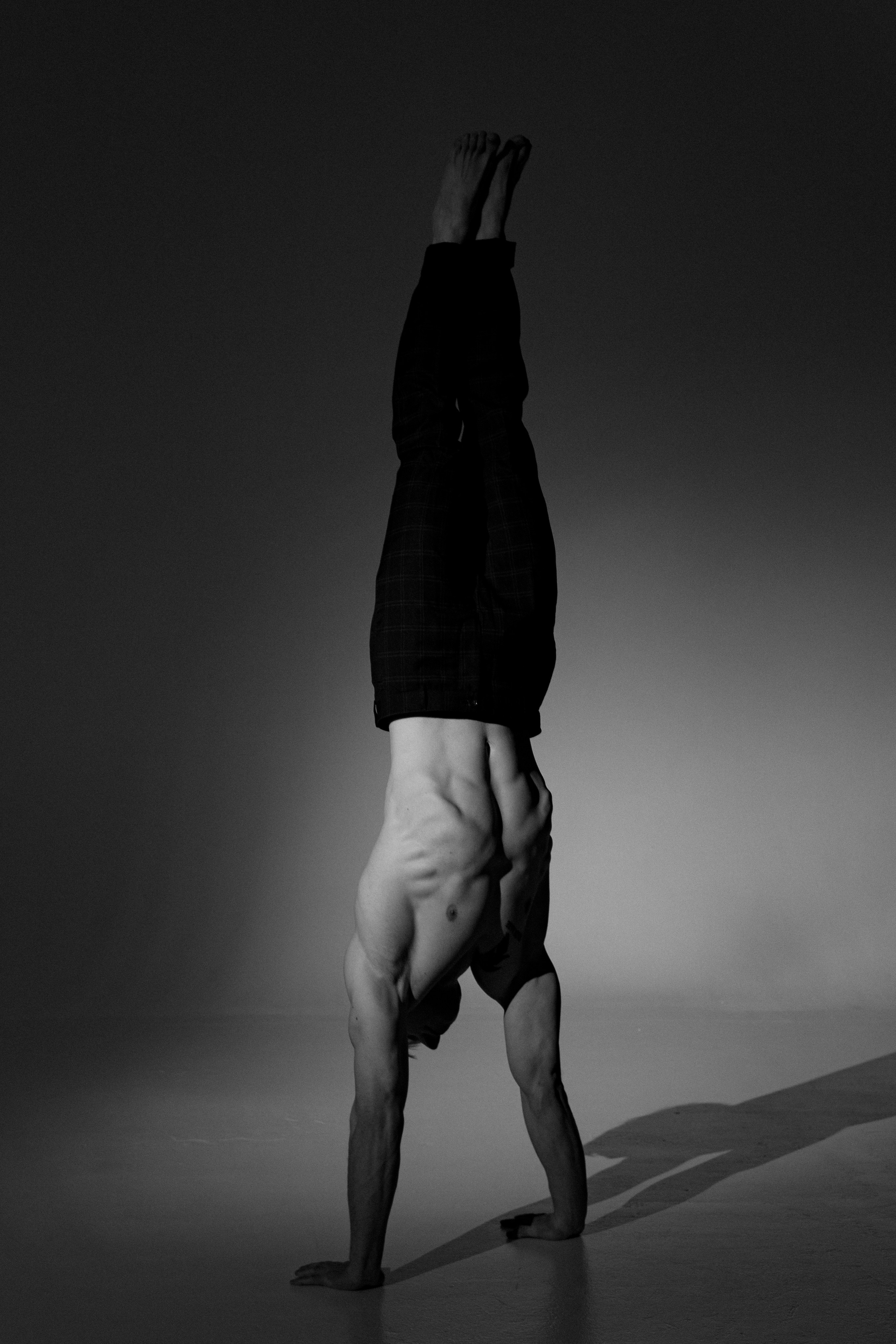 Мужская фотосессия в студии Нижний Новгород. Мужской портрет, Нижний Новгород. Фотосессия спортсмена в Нижнем Новгороде.