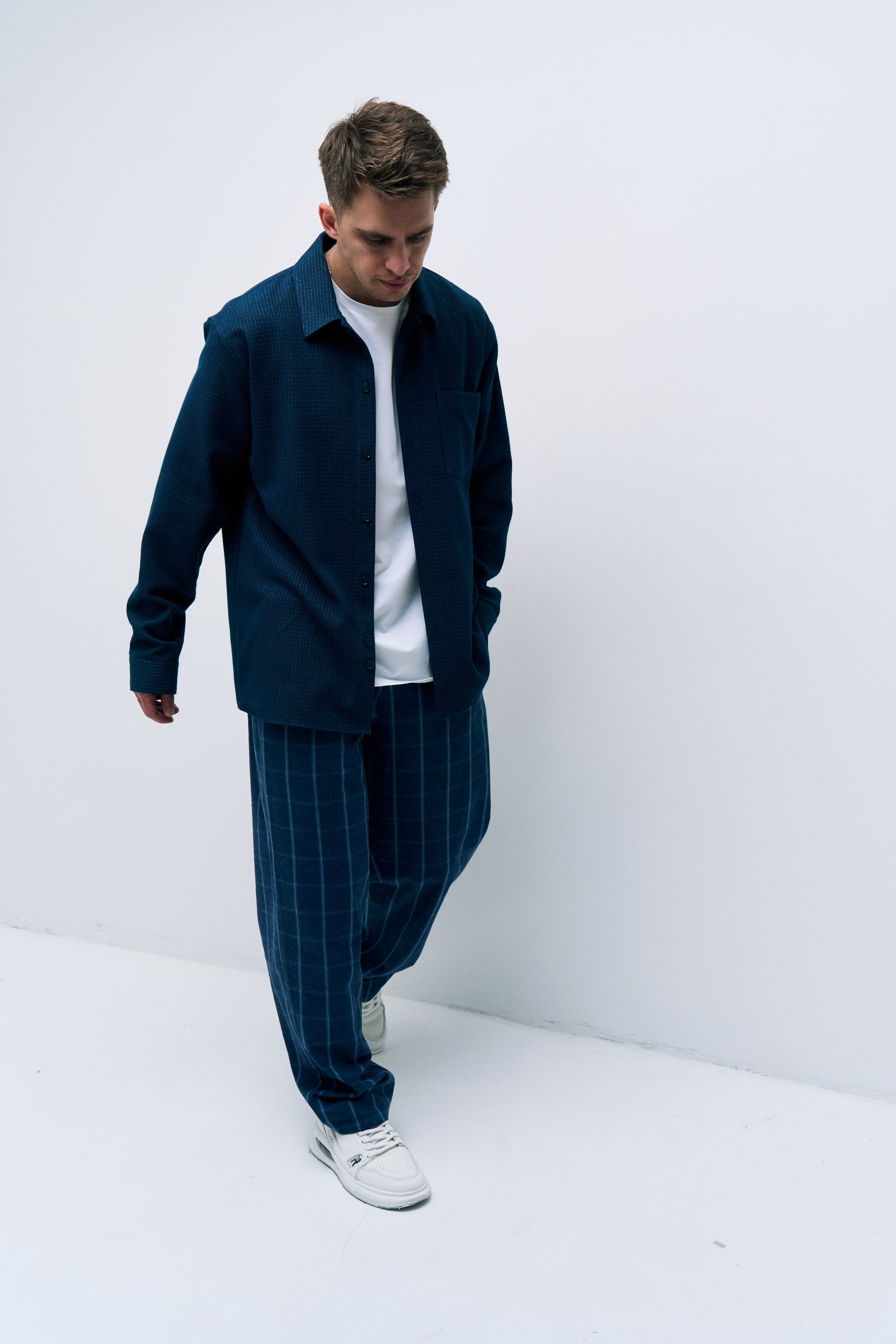 Студийная для бренда. Иван Упоров — фотограф, рилсмейкер чебоксары