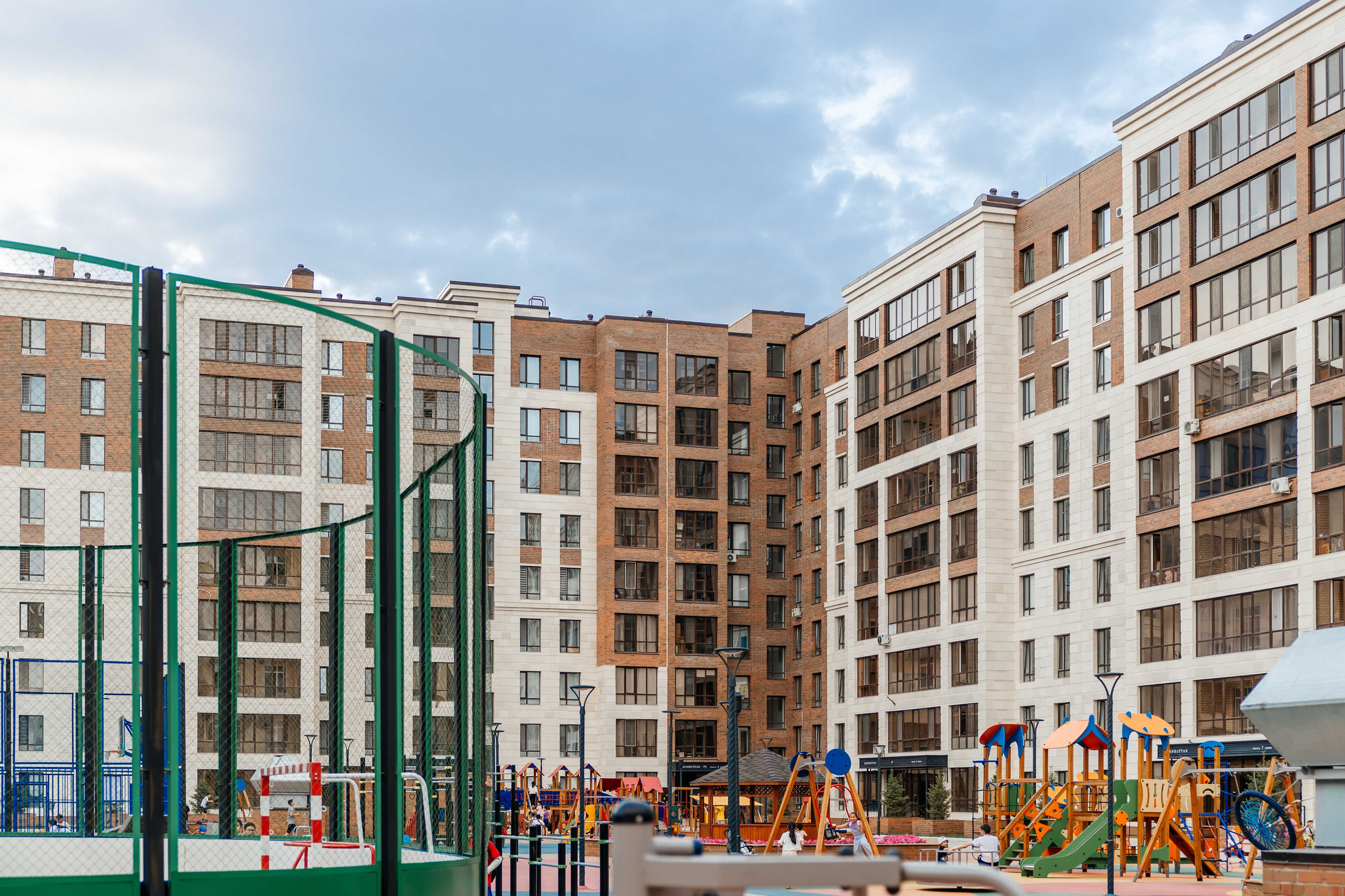 Проект 6. ЖК Манхэттен 1-5, Амстердам. Дата: июль 2023. Профессиональный фотограф в городе Астана/Алматы Даурен Сембаев