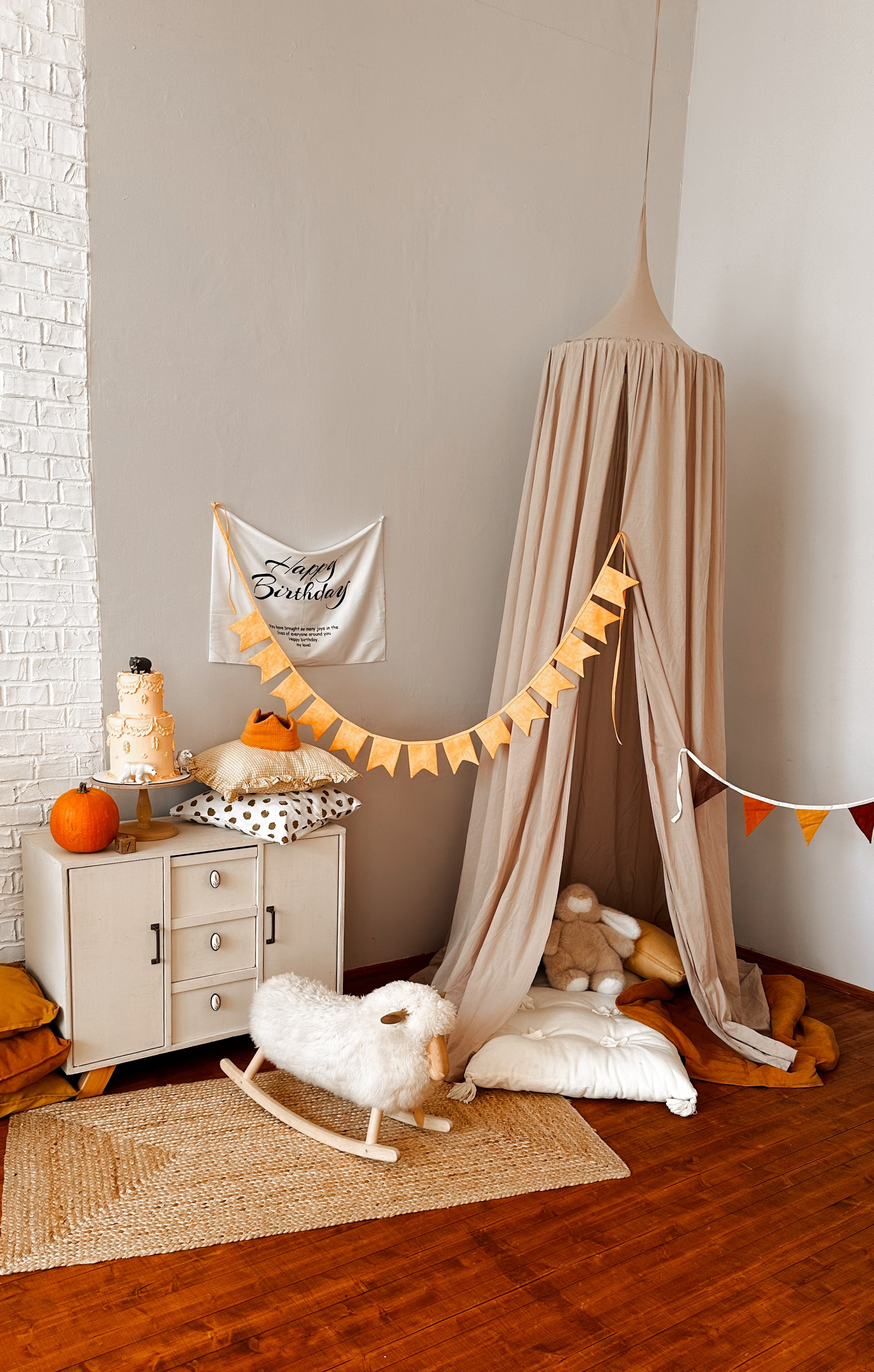 Loft Потолок, зал Потолок. Свадебный семейный и детский фотограф в Краснодаре Карина Федоровская