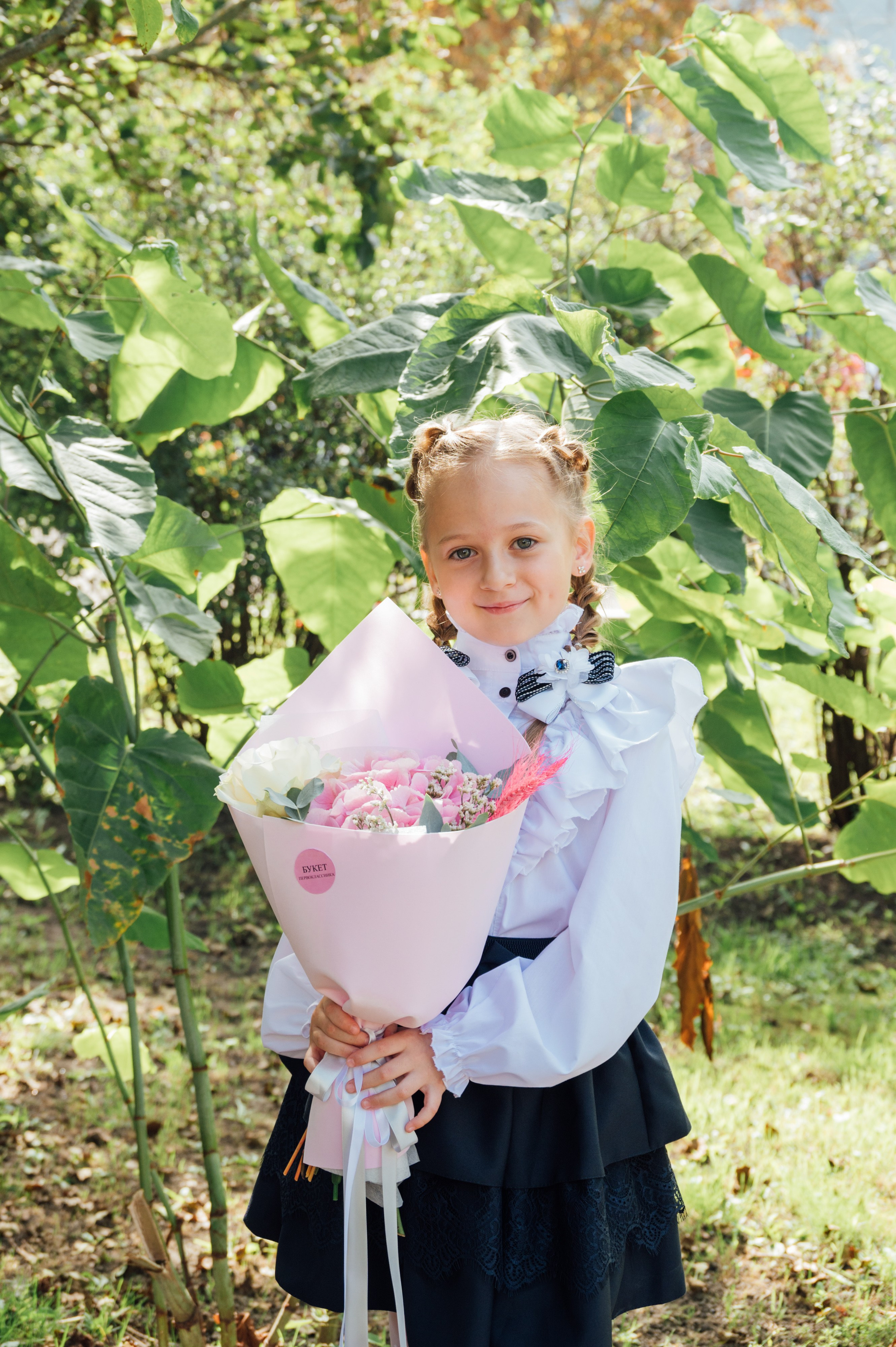 Школьная фотосессия в Туле. Портретный, семейный, свадебный фотограф. Бизнес, контент съёмка. Тула