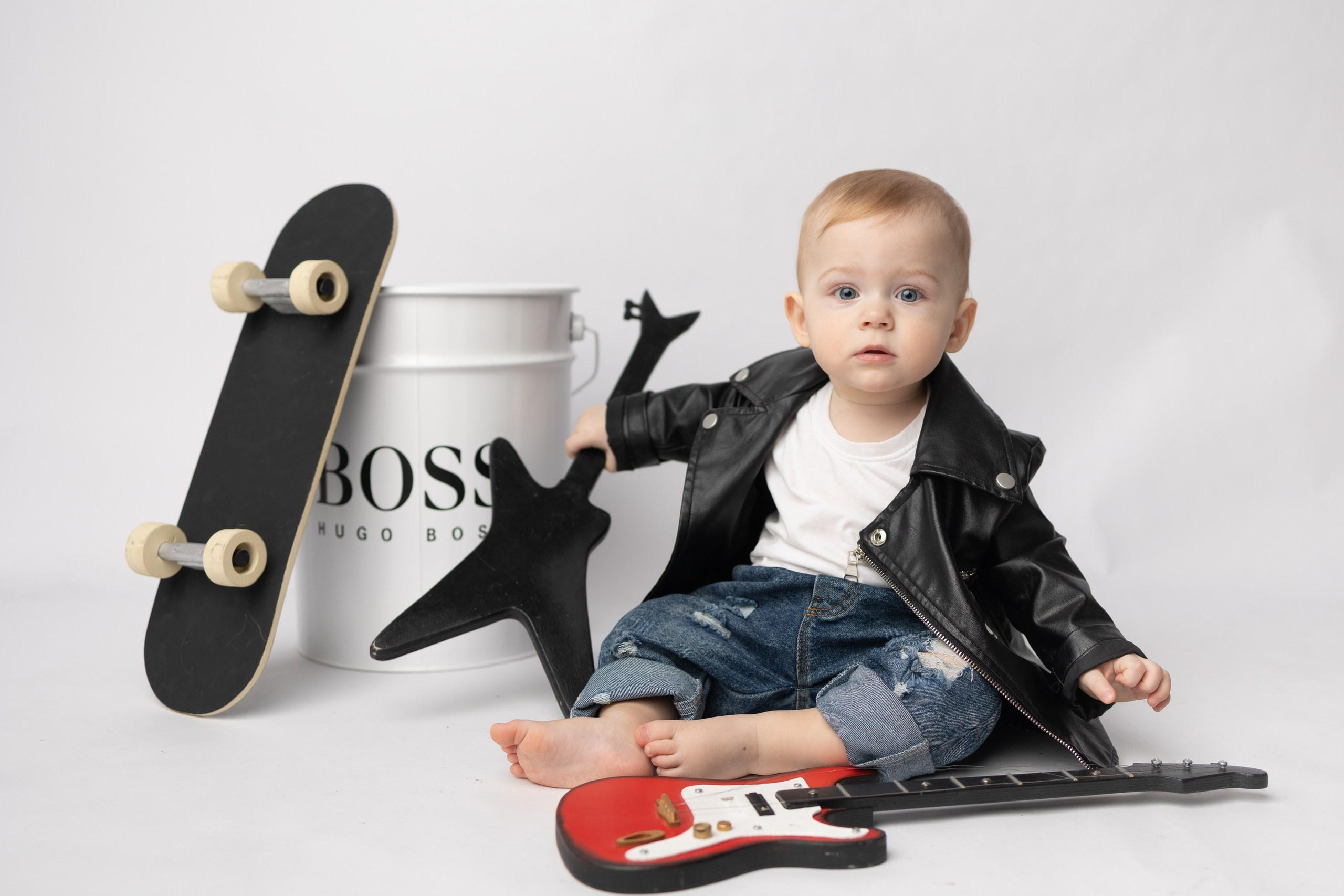 От 9 месяцев  - Фотограф новорожденных: магия детства в каждом снимке. Фотограф новорожденных: волшебные моменты первых дней жизни