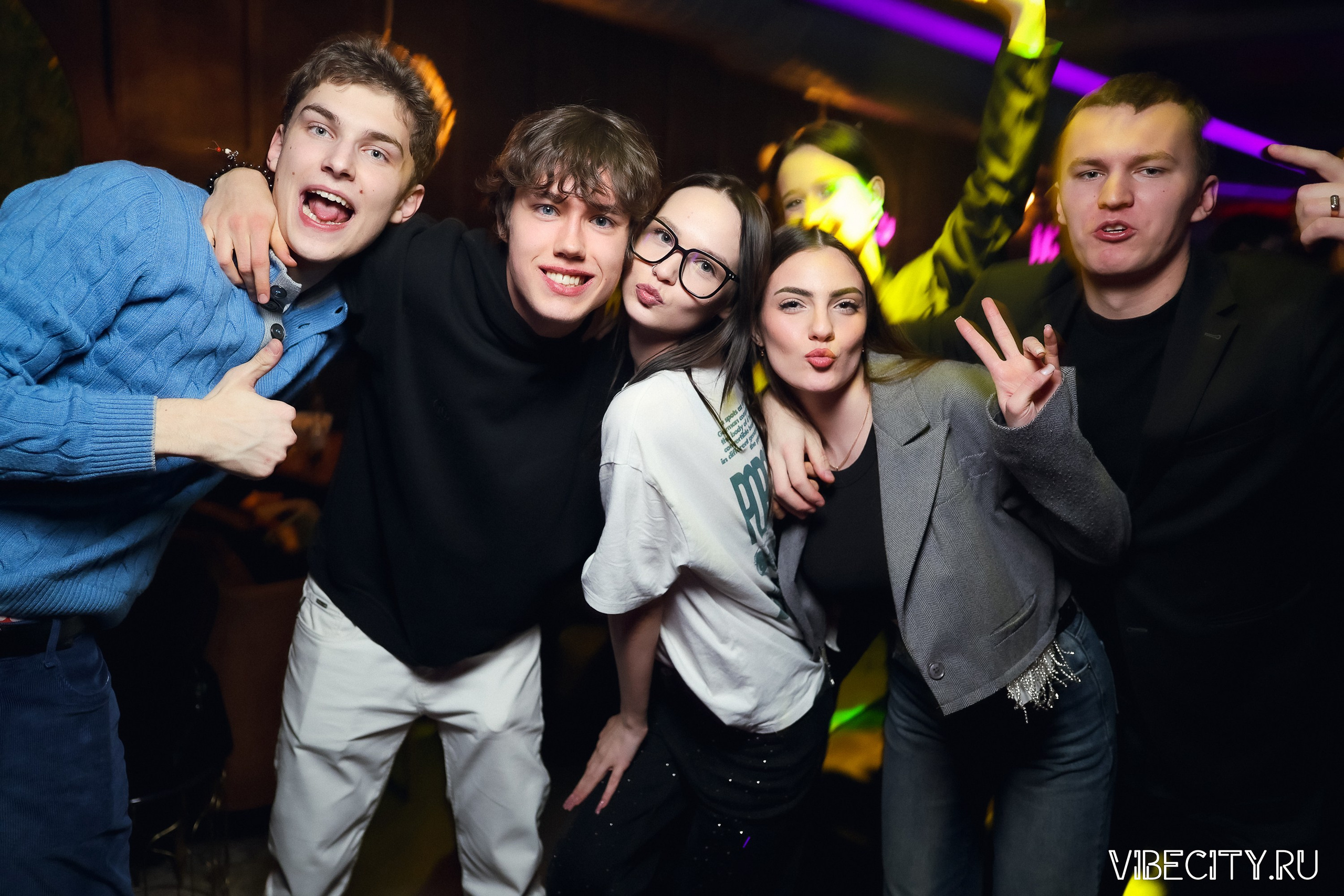 DOUBLE U. VIBECITY.RU Вайб Сити Ру Фоторепортажи Фотоотчеты Калининград