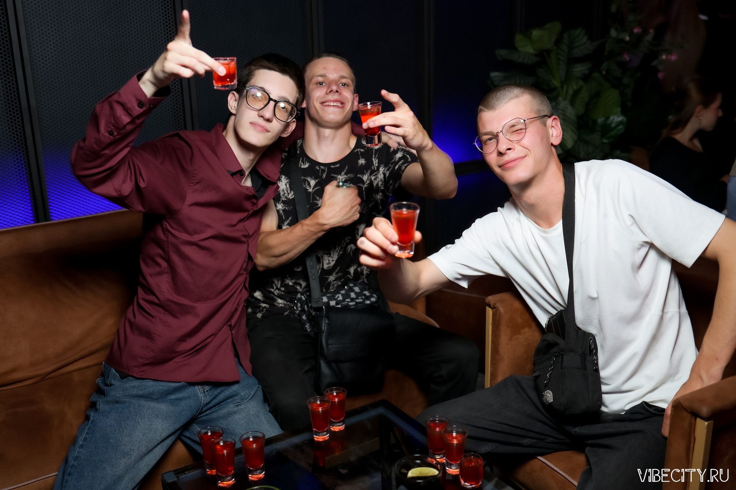 DOUBLE U. VIBECITY.RU Вайб Сити Ру Фоторепортажи Фотоотчеты Калининград