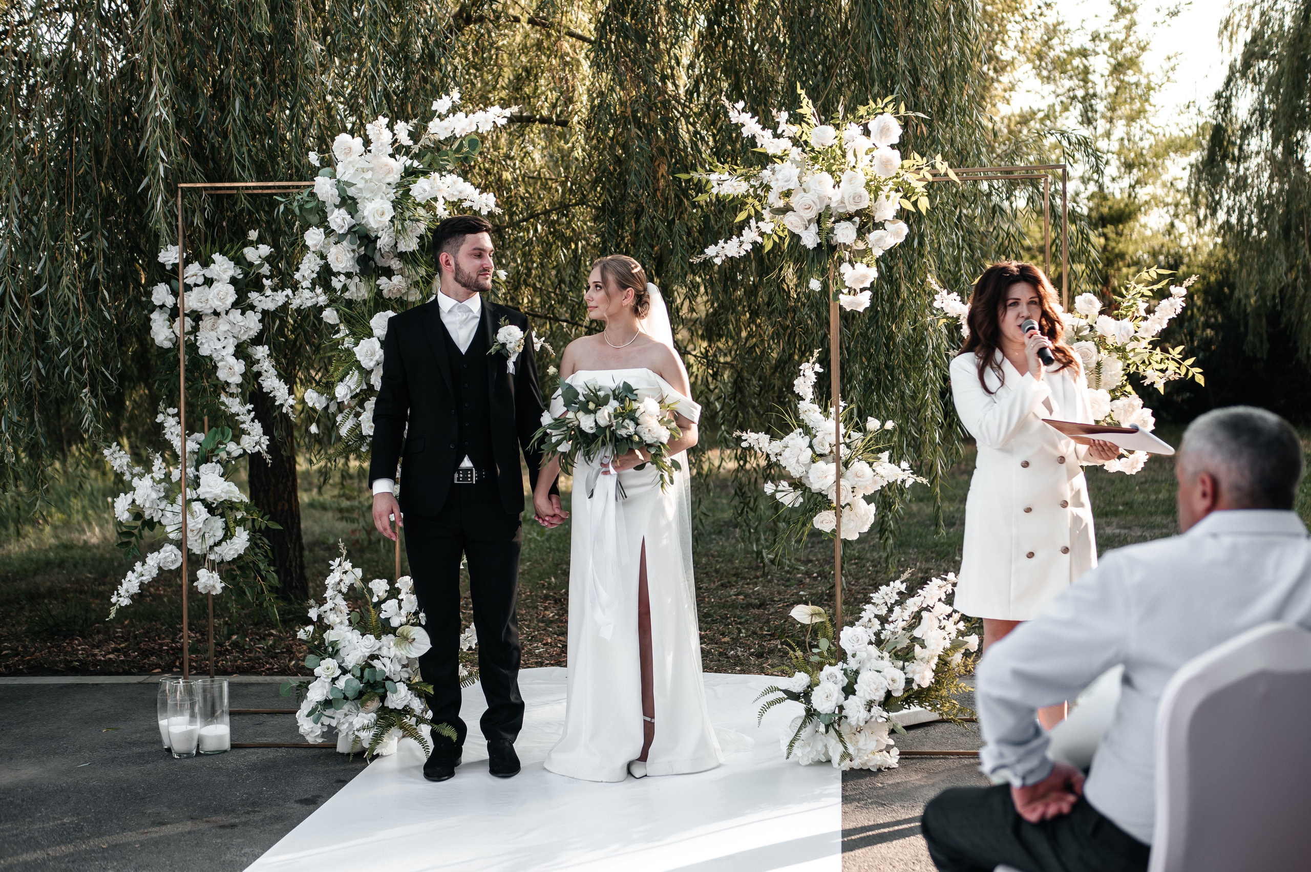 Даниил и Валерия. Черная утка. Полный день. Фотограф Екатерина Бочарникова