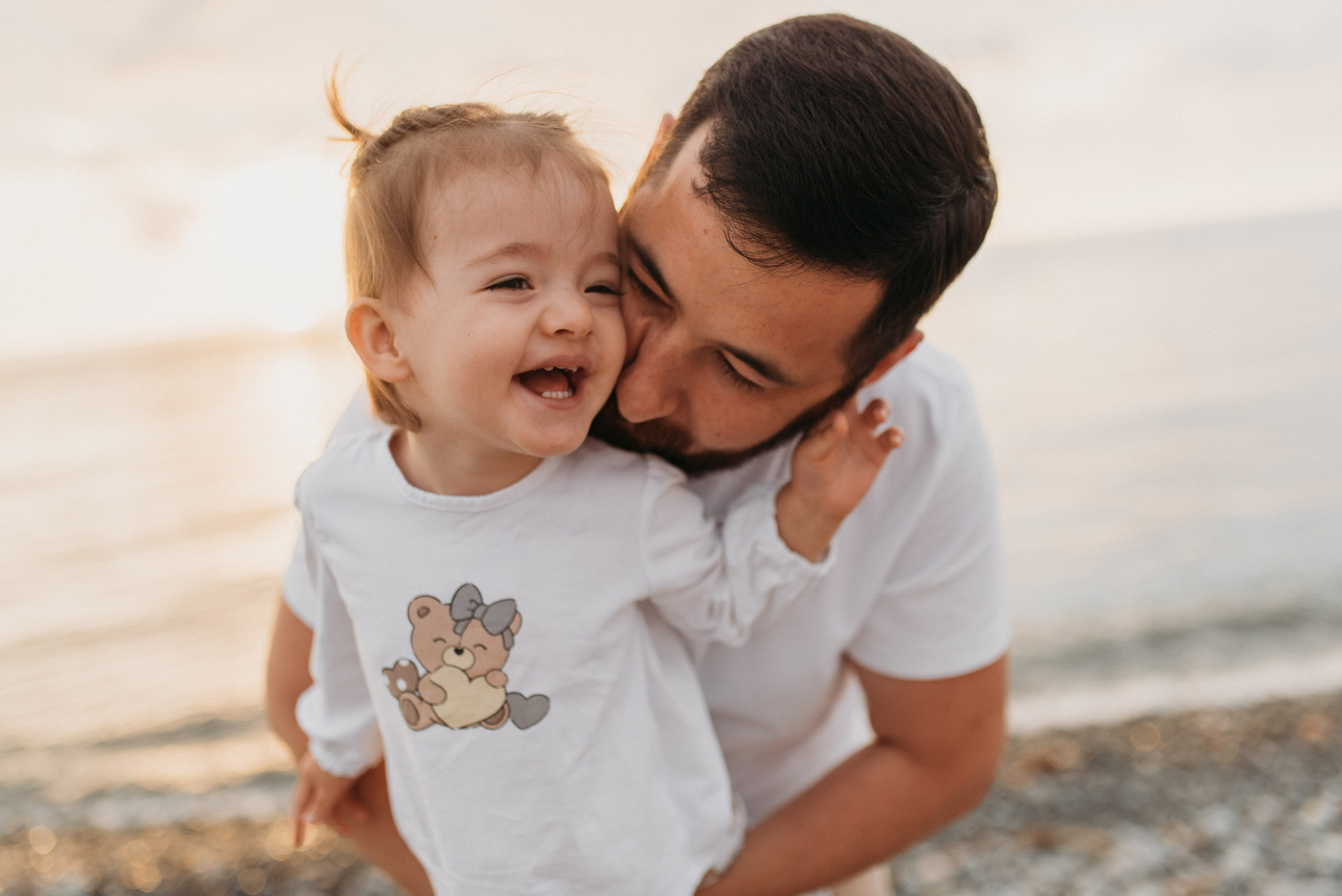 Семейная фотосессия на море на пляже в Сочи и Сириусе. Фотограф в Сочи — Маргарита Поганова