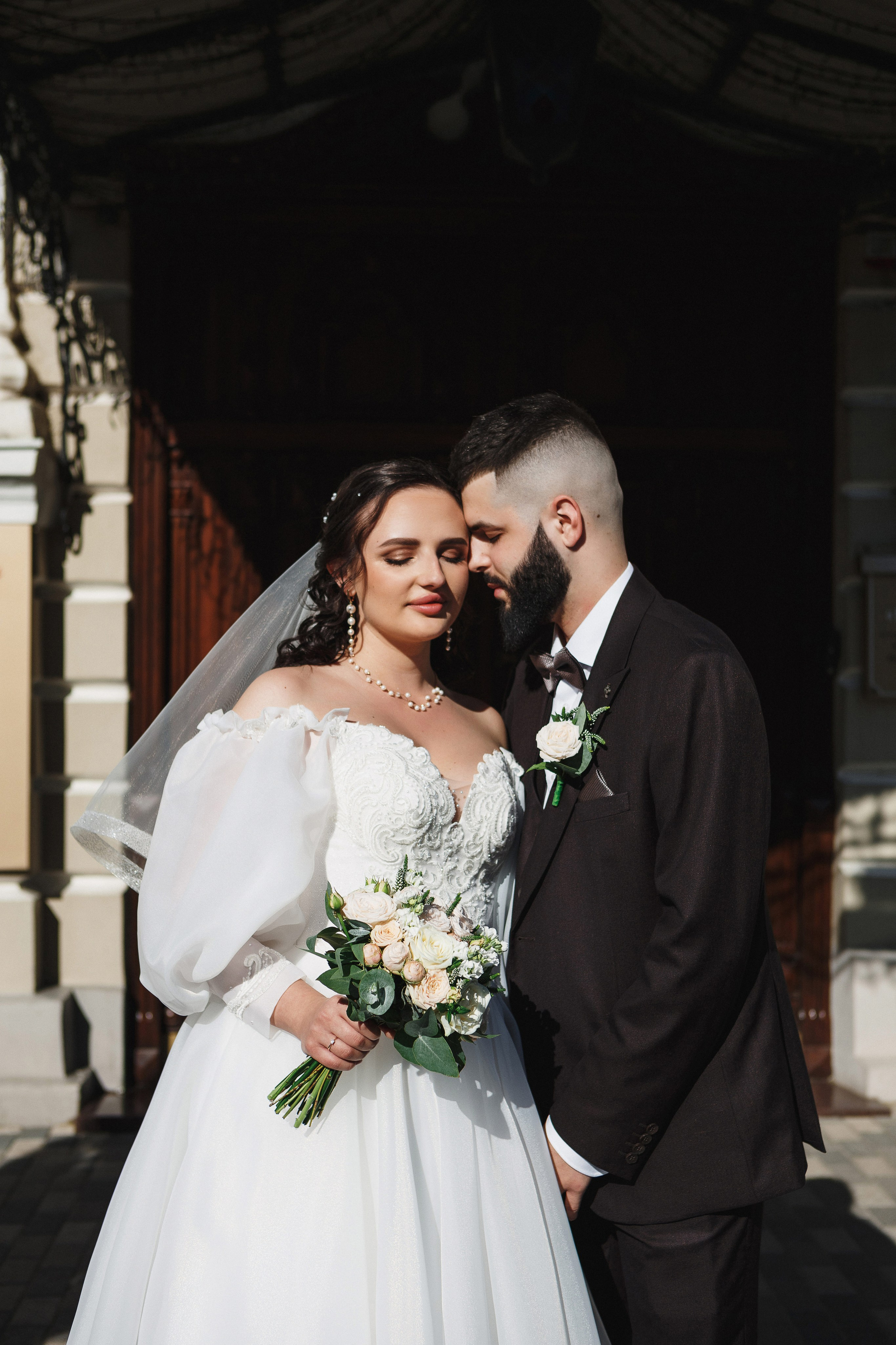 Фотограф в Таганроге летняя свадьба: Романтическая свадебная прогулка. Свадебный и семейный фотограф в Таганроге Бакарюк Антон