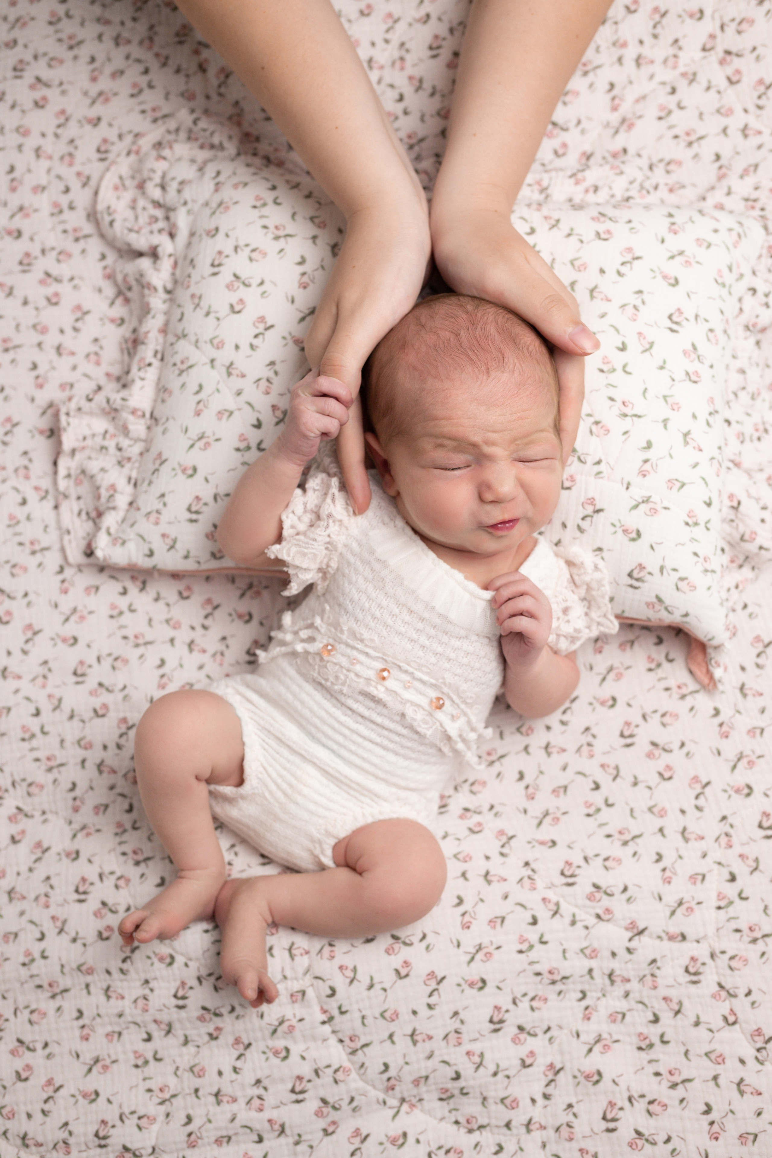 Натуральный стиль newborn. Фотограф новорождённых Анапа Елена Кушнарь