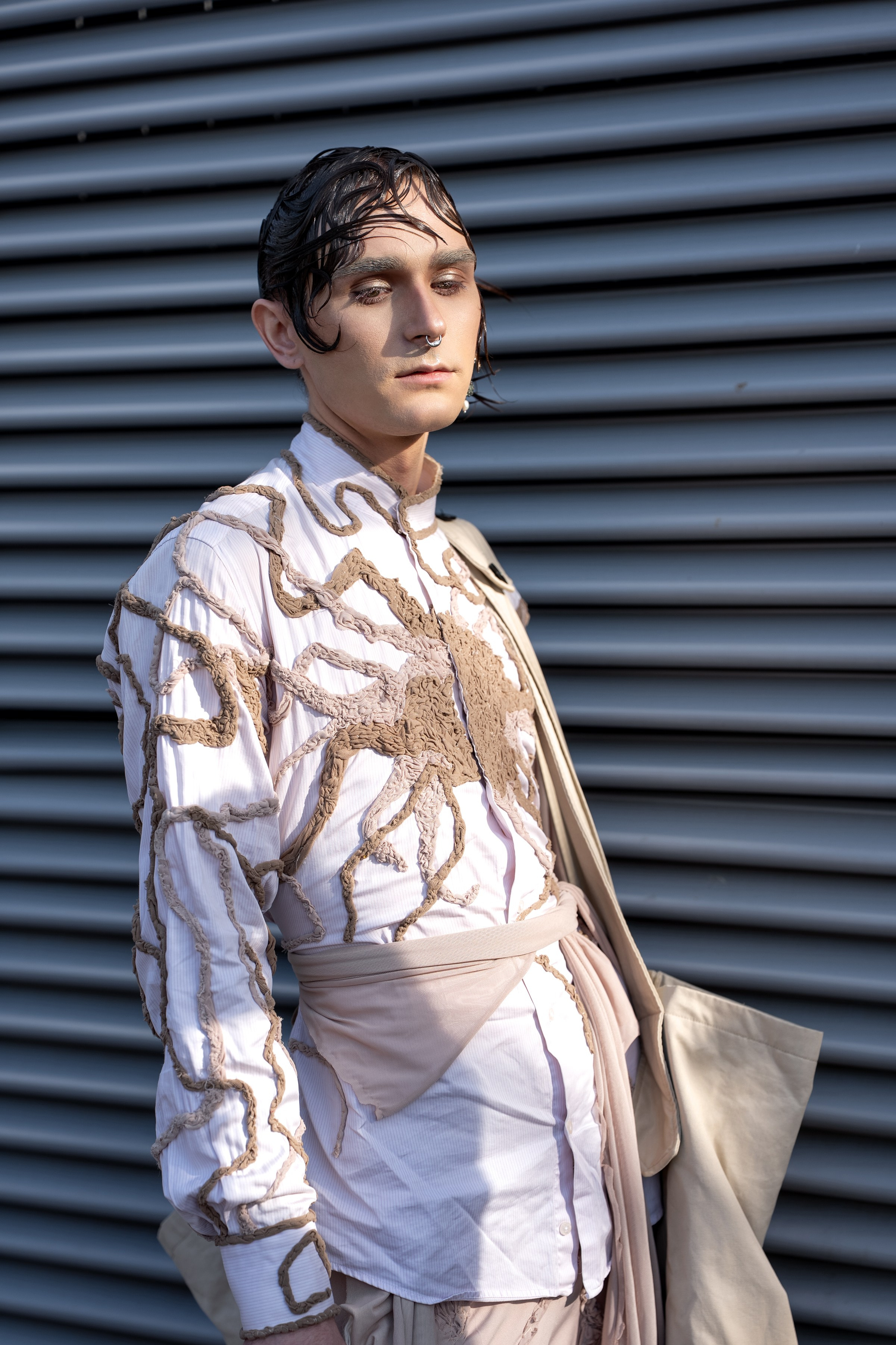 Visa Fashion Week Almaty Pre-Fall 2026 April StreetStyle Day 1. Сайт Алматинского НЮ АРТ, будуар и фэшн фотографа Дениса Карпенко