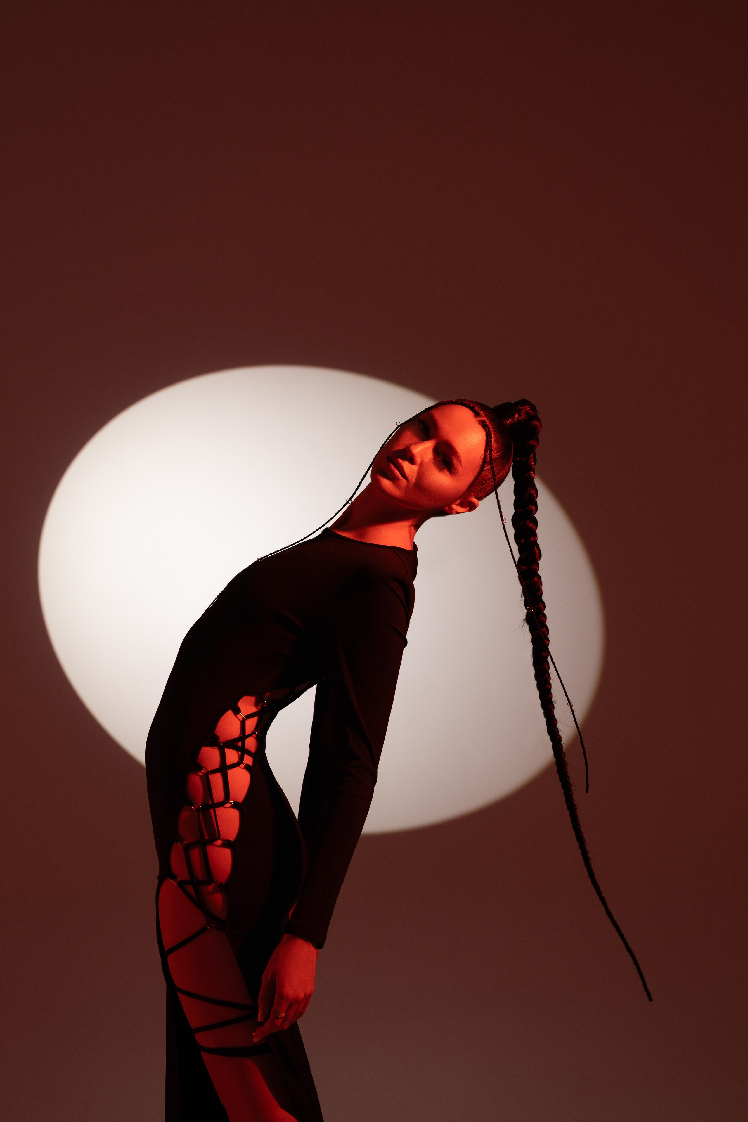 Цветной свет и фигуры. Фотограф Минск